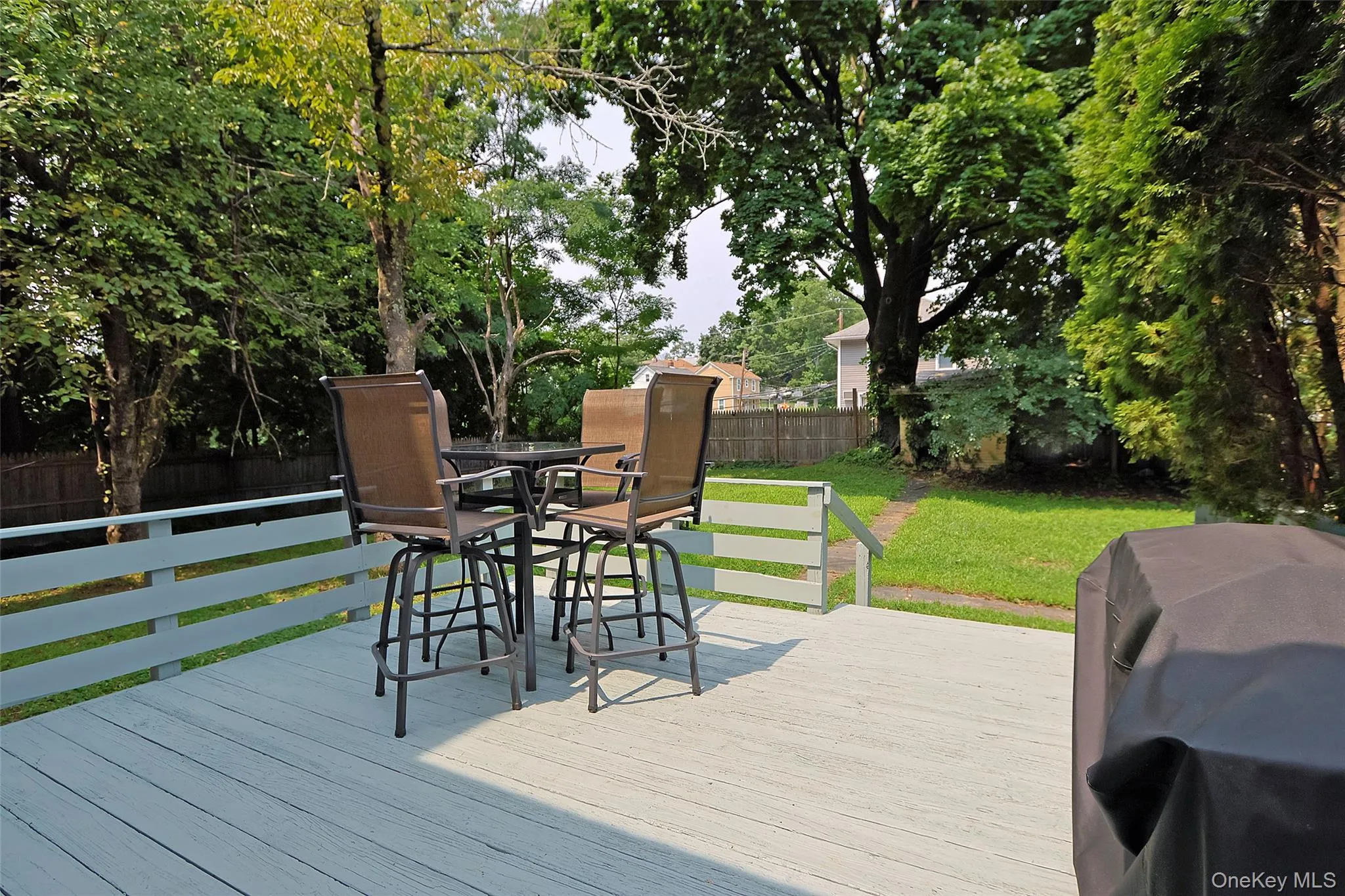 rear deck (off of kitchen) overlooking the backyard rear deck (off of kitchen) overlooking the backyard