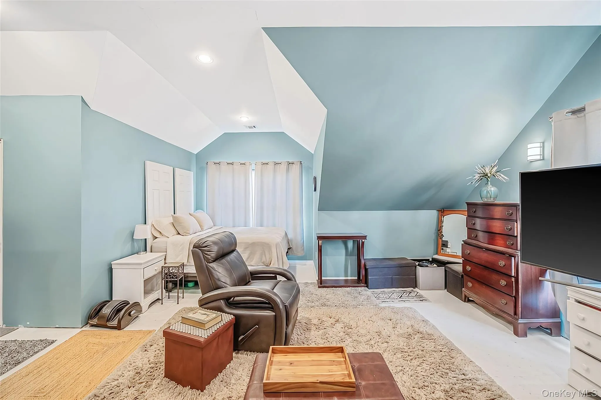143 Meadow Path, Riverhead, NY, 4 Bedrooms Bedrooms, 15 Rooms Rooms,3 BathroomsBathrooms,Residential,For Rent,Meadow,0,1038904 143 Meadow Path, Riverhead, NY, 4 Bedrooms Bedrooms, 15 Rooms Rooms,3 BathroomsBathrooms,Residential,For Rent,Meadow,0,1038904