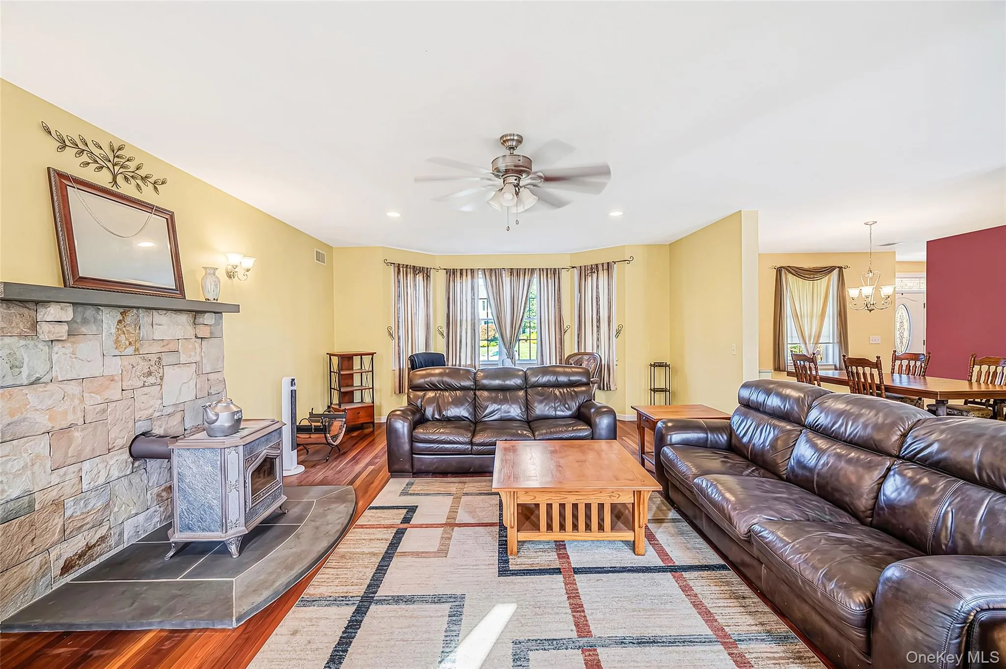 143 Meadow Path, Riverhead, NY, 4 Bedrooms Bedrooms, 15 Rooms Rooms,3 BathroomsBathrooms,Residential,For Rent,Meadow,0,1038904 143 Meadow Path, Riverhead, NY, 4 Bedrooms Bedrooms, 15 Rooms Rooms,3 BathroomsBathrooms,Residential,For Rent,Meadow,0,1038904