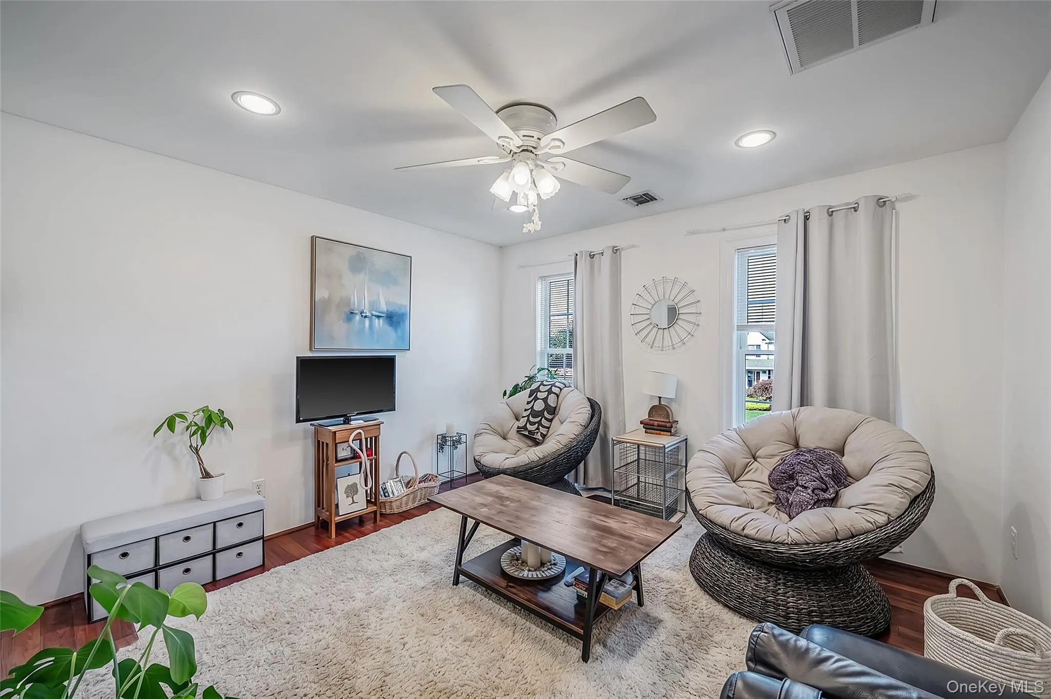 143 Meadow Path, Riverhead, NY, 4 Bedrooms Bedrooms, 15 Rooms Rooms,3 BathroomsBathrooms,Residential,For Rent,Meadow,0,1038904 143 Meadow Path, Riverhead, NY, 4 Bedrooms Bedrooms, 15 Rooms Rooms,3 BathroomsBathrooms,Residential,For Rent,Meadow,0,1038904