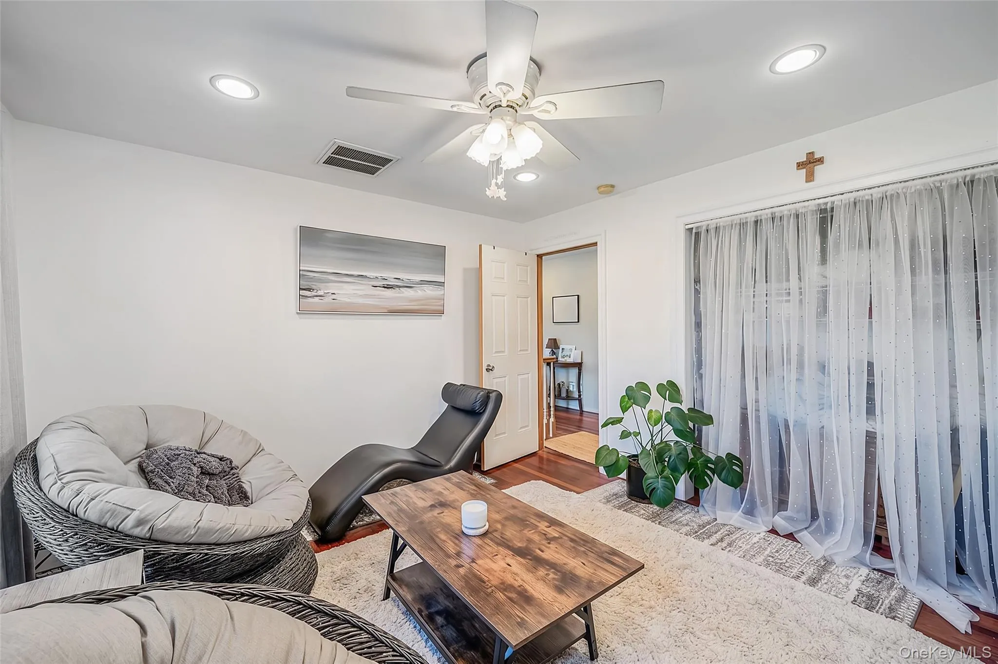 143 Meadow Path, Riverhead, NY, 4 Bedrooms Bedrooms, 15 Rooms Rooms,3 BathroomsBathrooms,Residential,For Rent,Meadow,0,1038904 143 Meadow Path, Riverhead, NY, 4 Bedrooms Bedrooms, 15 Rooms Rooms,3 BathroomsBathrooms,Residential,For Rent,Meadow,0,1038904