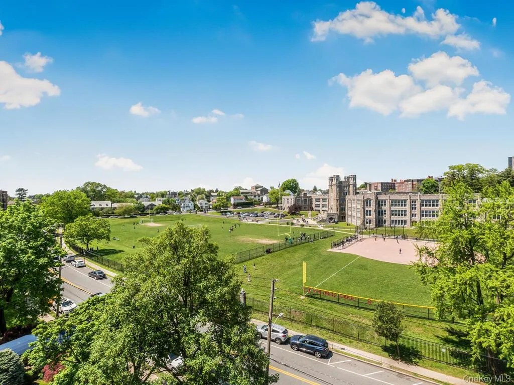 220 Pelham Road, New Rochelle, NY, 2 Bedrooms Bedrooms, 5 Rooms Rooms,1 BathroomBathrooms,Residential Lease,For Rent,Pelham,0,1038908 220 Pelham Road, New Rochelle, NY, 2 Bedrooms Bedrooms, 5 Rooms Rooms,1 BathroomBathrooms,Residential Lease,For Rent,Pelham,0,1038908