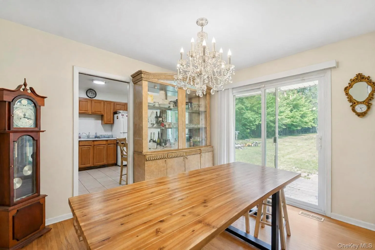 617 Granny Road, Brookhaven, NY, 3 Bedrooms Bedrooms, 7 Rooms Rooms,2 BathroomsBathrooms,Residential,For Rent,Granny,0,1038914 617 Granny Road, Brookhaven, NY, 3 Bedrooms Bedrooms, 7 Rooms Rooms,2 BathroomsBathrooms,Residential,For Rent,Granny,0,1038914