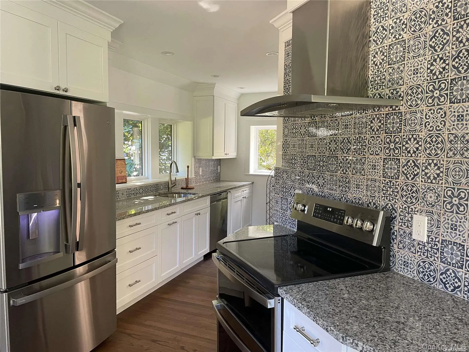 8 Valley Road Road, Oyster Bay, NY, 4 Bedrooms Bedrooms, 9 Rooms Rooms,3 BathroomsBathrooms,Residential Lease,For Rent,Valley Road,0,1038915 8 Valley Road Road, Oyster Bay, NY, 4 Bedrooms Bedrooms, 9 Rooms Rooms,3 BathroomsBathrooms,Residential Lease,For Rent,Valley Road,0,1038915