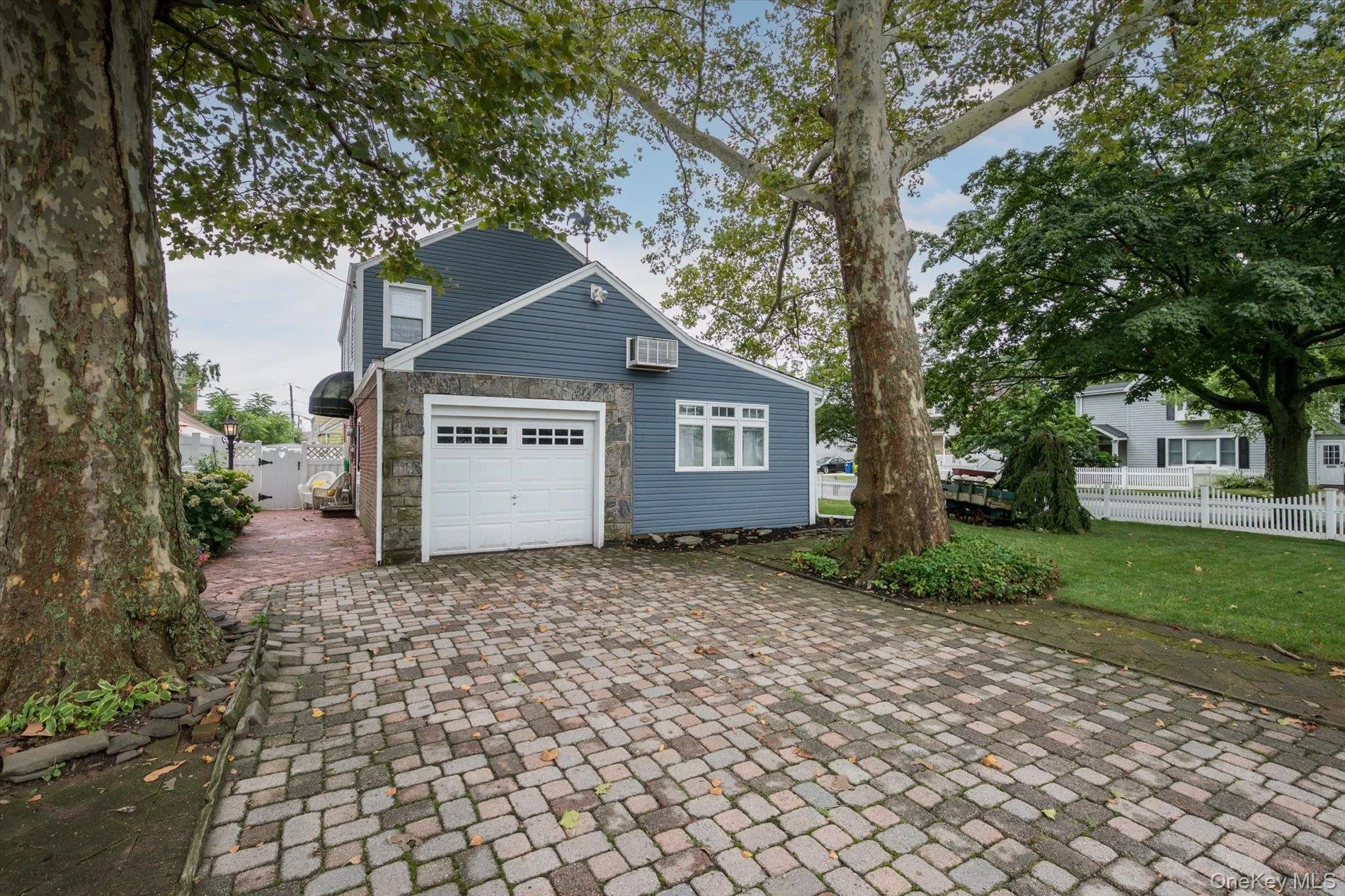 2563 Milburn Avenue, Hempstead, NY, 3 Bedrooms Bedrooms, 7 Rooms Rooms,2 BathroomsBathrooms,Residential,For Rent,Milburn,0,1038922 2563 Milburn Avenue, Hempstead, NY, 3 Bedrooms Bedrooms, 7 Rooms Rooms,2 BathroomsBathrooms,Residential,For Rent,Milburn,0,1038922