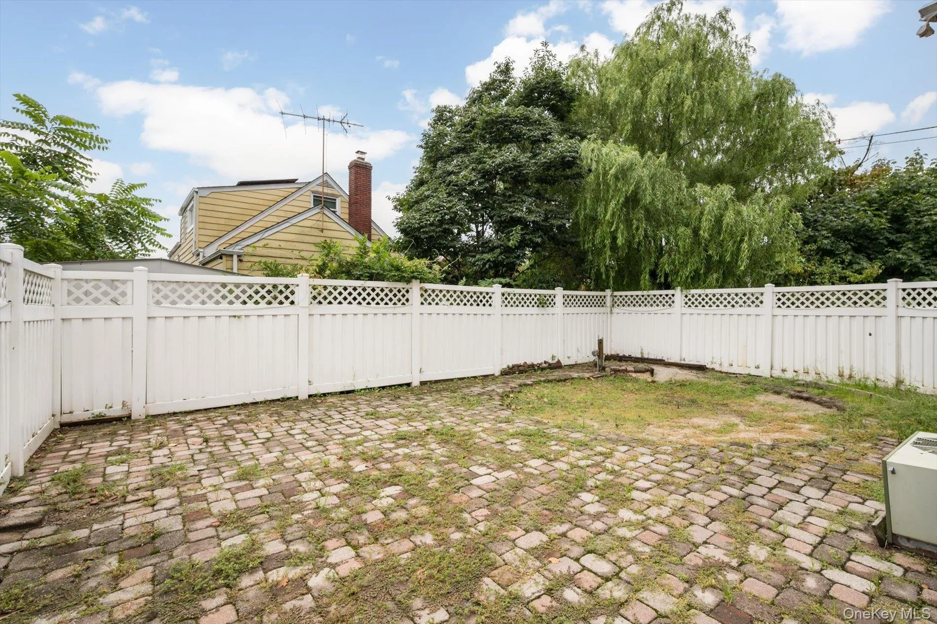 2563 Milburn Avenue, Hempstead, NY, 3 Bedrooms Bedrooms, 7 Rooms Rooms,2 BathroomsBathrooms,Residential,For Rent,Milburn,0,1038922 2563 Milburn Avenue, Hempstead, NY, 3 Bedrooms Bedrooms, 7 Rooms Rooms,2 BathroomsBathrooms,Residential,For Rent,Milburn,0,1038922