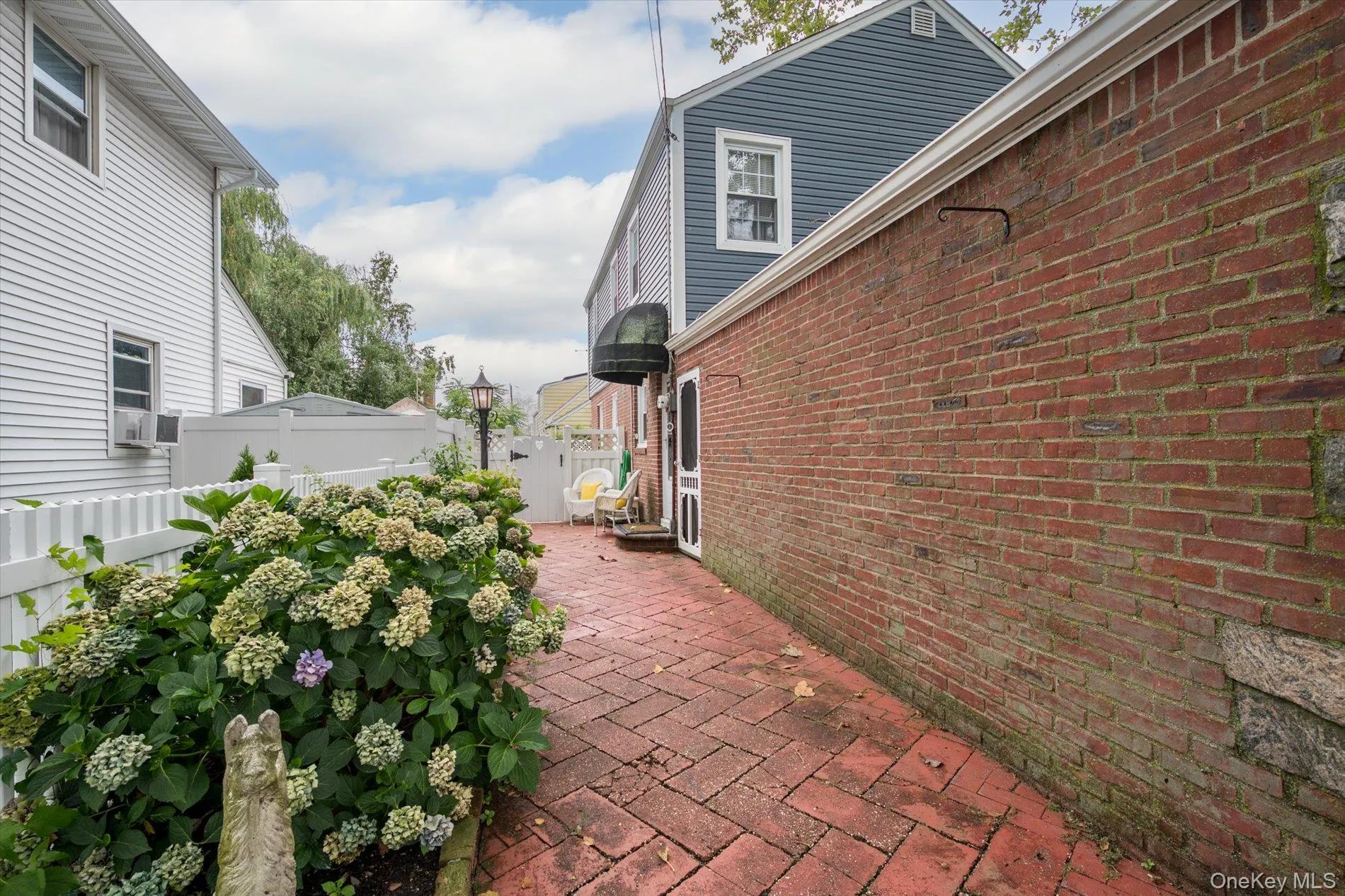 2563 Milburn Avenue, Hempstead, NY, 3 Bedrooms Bedrooms, 7 Rooms Rooms,2 BathroomsBathrooms,Residential,For Rent,Milburn,0,1038922 2563 Milburn Avenue, Hempstead, NY, 3 Bedrooms Bedrooms, 7 Rooms Rooms,2 BathroomsBathrooms,Residential,For Rent,Milburn,0,1038922