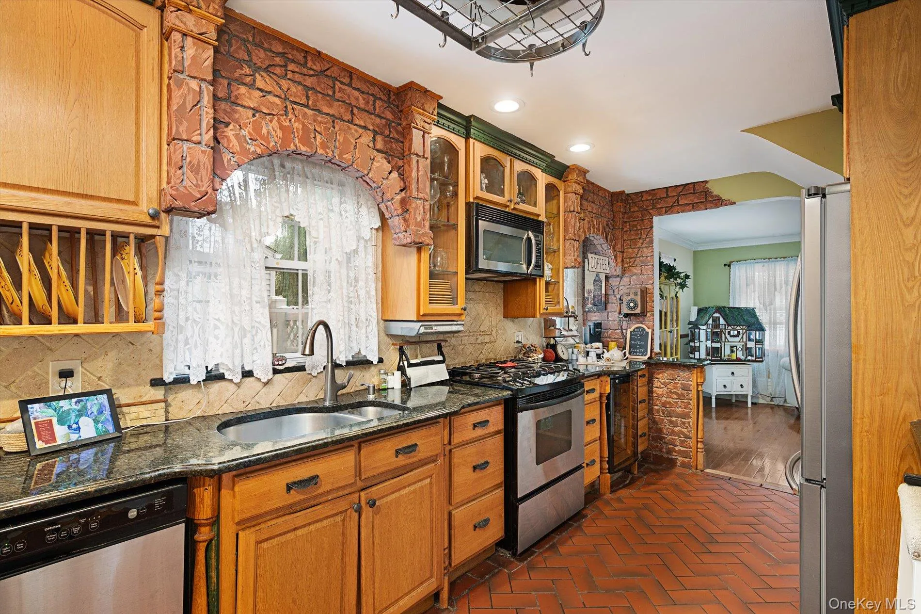 2563 Milburn Avenue, Hempstead, NY, 3 Bedrooms Bedrooms, 7 Rooms Rooms,2 BathroomsBathrooms,Residential,For Rent,Milburn,0,1038922 2563 Milburn Avenue, Hempstead, NY, 3 Bedrooms Bedrooms, 7 Rooms Rooms,2 BathroomsBathrooms,Residential,For Rent,Milburn,0,1038922