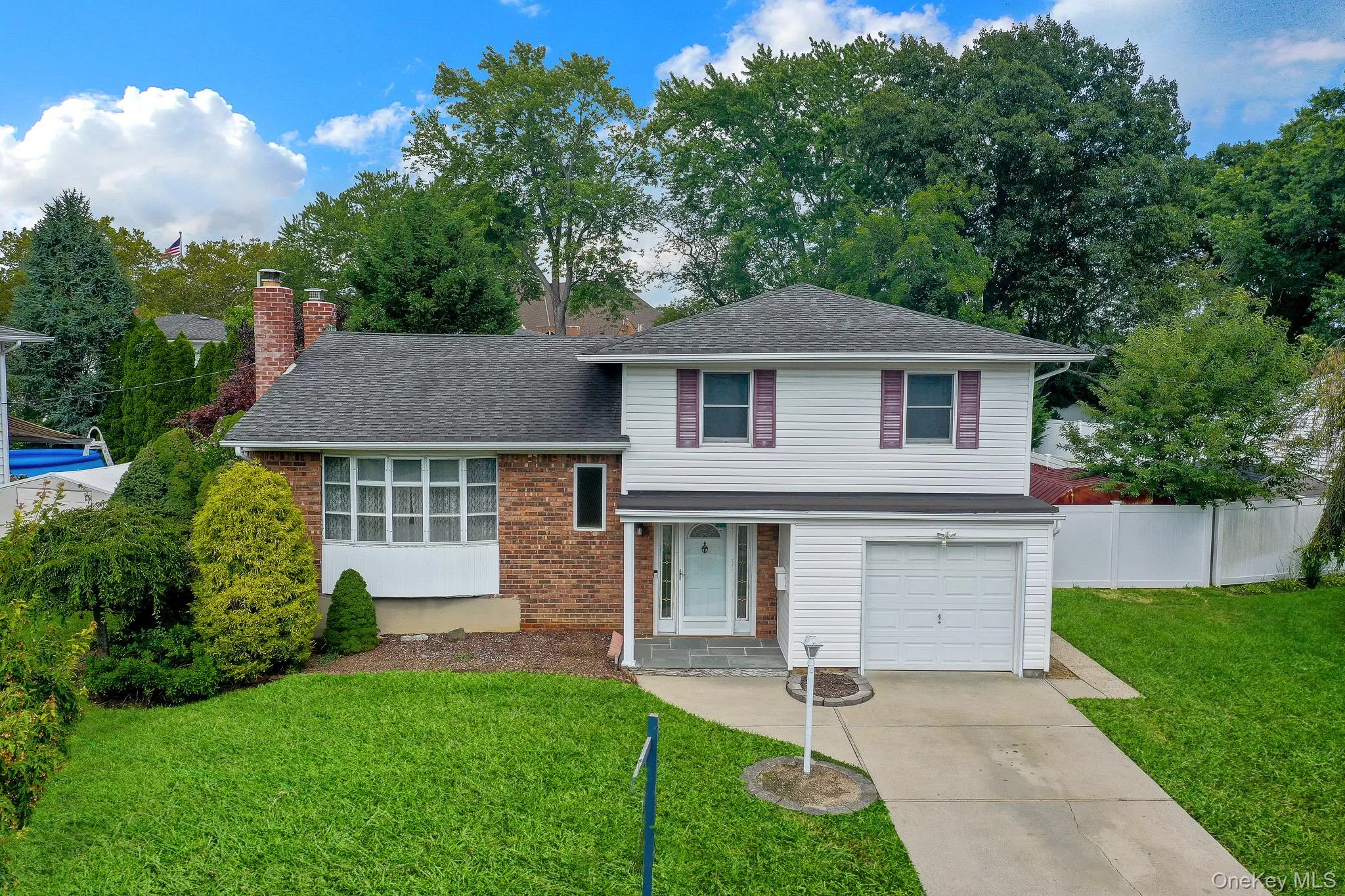 14 Poppy Drive, Oyster Bay, NY, 4 Bedrooms Bedrooms, 8 Rooms Rooms,1 BathroomBathrooms,Residential,For Rent,Poppy,0,1038923 14 Poppy Drive, Oyster Bay, NY, 4 Bedrooms Bedrooms, 8 Rooms Rooms,1 BathroomBathrooms,Residential,For Rent,Poppy,0,1038923
