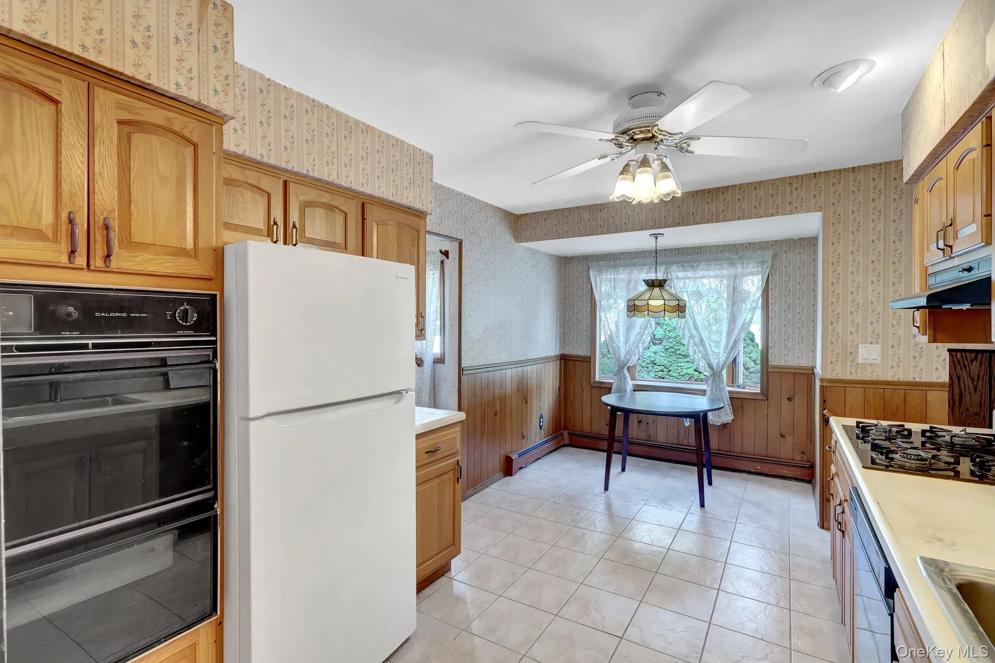 14 Poppy Drive, Oyster Bay, NY, 4 Bedrooms Bedrooms, 8 Rooms Rooms,1 BathroomBathrooms,Residential,For Rent,Poppy,0,1038923 14 Poppy Drive, Oyster Bay, NY, 4 Bedrooms Bedrooms, 8 Rooms Rooms,1 BathroomBathrooms,Residential,For Rent,Poppy,0,1038923