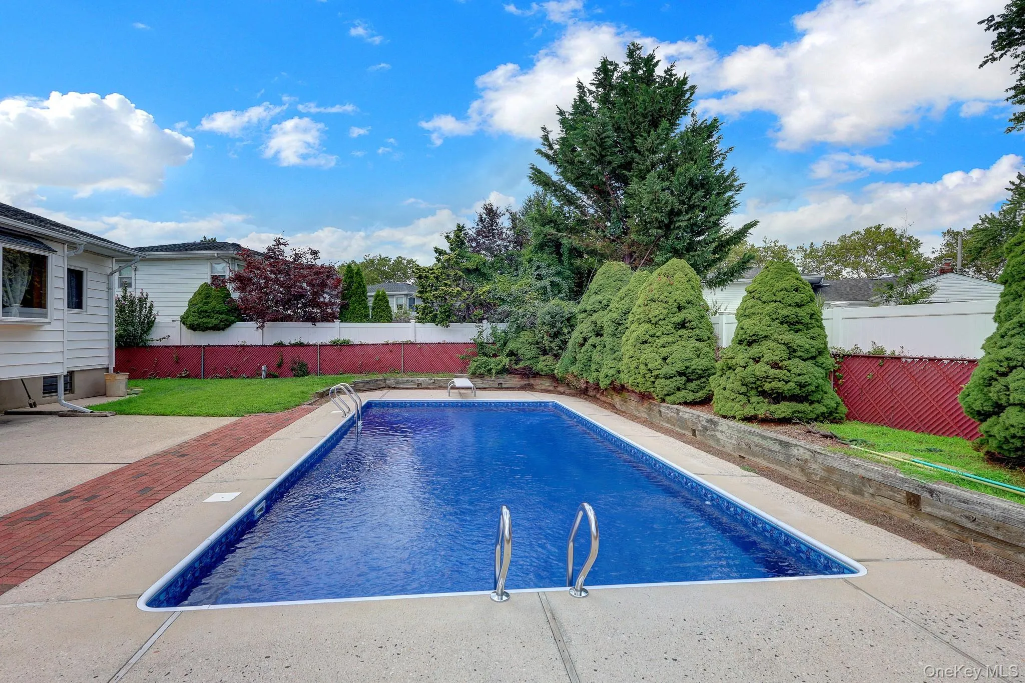 14 Poppy Drive, Oyster Bay, NY, 4 Bedrooms Bedrooms, 8 Rooms Rooms,1 BathroomBathrooms,Residential,For Rent,Poppy,0,1038923 14 Poppy Drive, Oyster Bay, NY, 4 Bedrooms Bedrooms, 8 Rooms Rooms,1 BathroomBathrooms,Residential,For Rent,Poppy,0,1038923