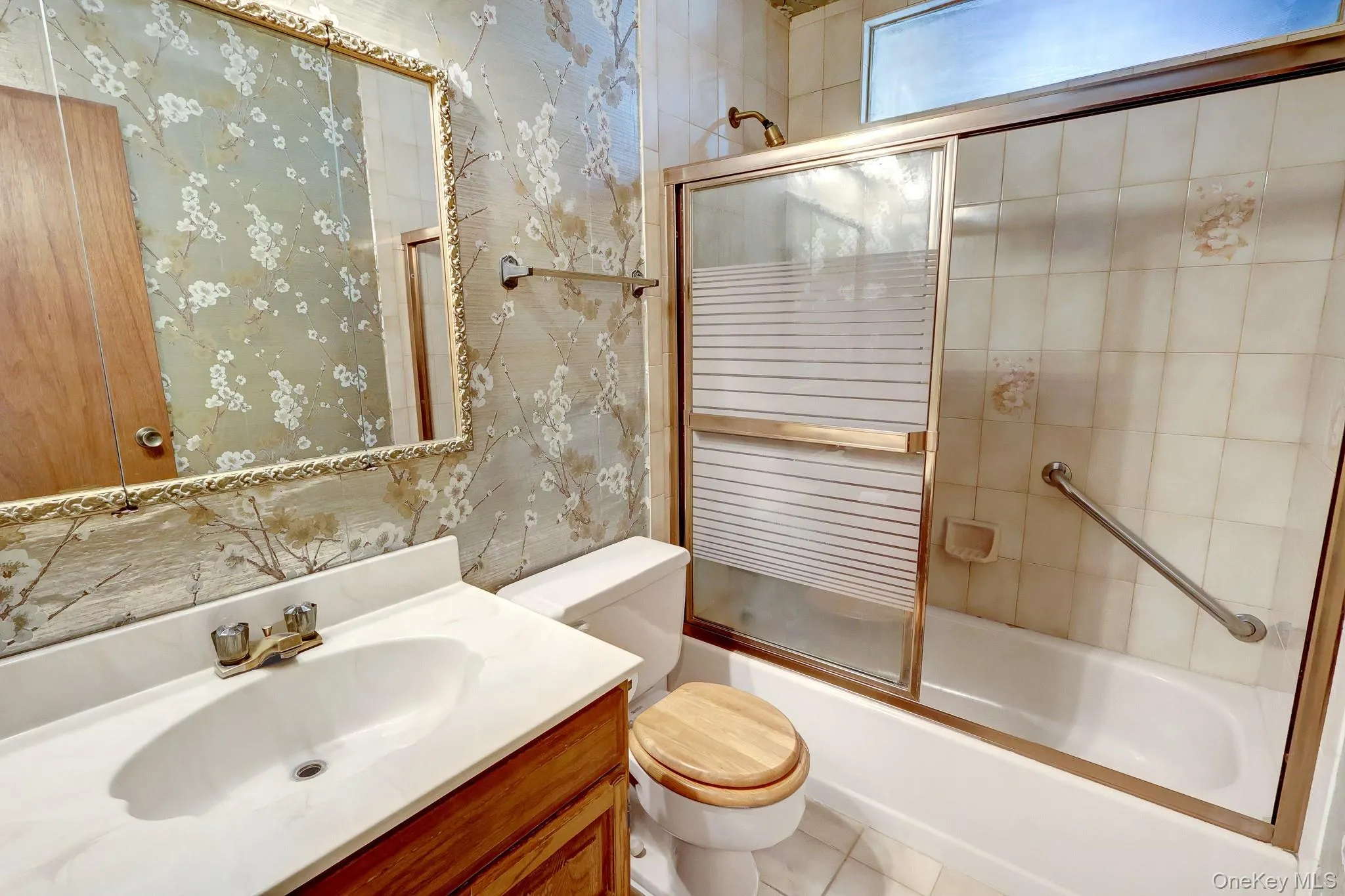 14 Poppy Drive, Oyster Bay, NY, 4 Bedrooms Bedrooms, 8 Rooms Rooms,1 BathroomBathrooms,Residential,For Rent,Poppy,0,1038923 14 Poppy Drive, Oyster Bay, NY, 4 Bedrooms Bedrooms, 8 Rooms Rooms,1 BathroomBathrooms,Residential,For Rent,Poppy,0,1038923