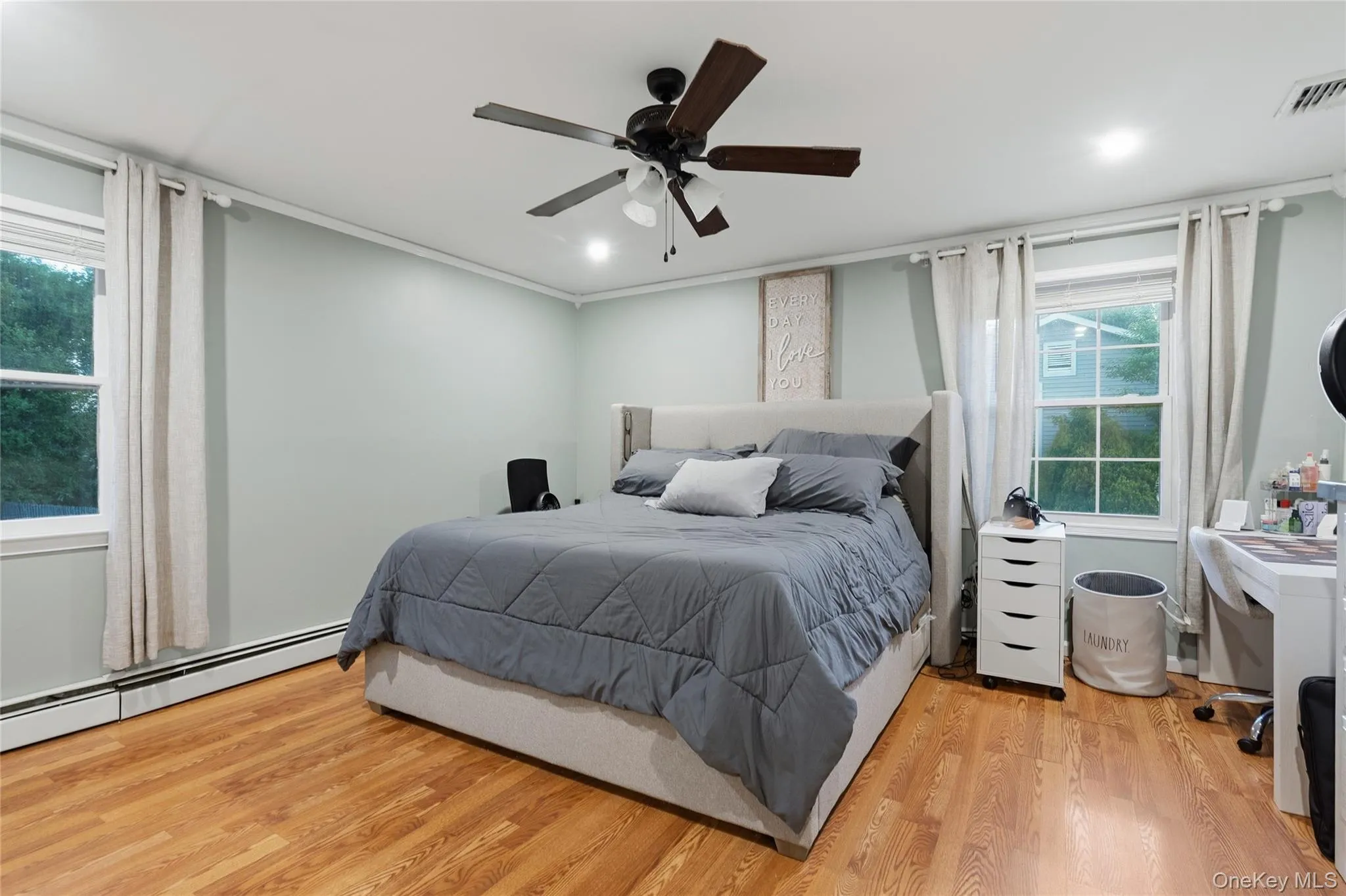 15 Guernsey Drive, New Windsor, NY, 4 Bedrooms Bedrooms, 9 Rooms Rooms,2 BathroomsBathrooms,Residential,For Rent,Guernsey,0,1038925 15 Guernsey Drive, New Windsor, NY, 4 Bedrooms Bedrooms, 9 Rooms Rooms,2 BathroomsBathrooms,Residential,For Rent,Guernsey,0,1038925