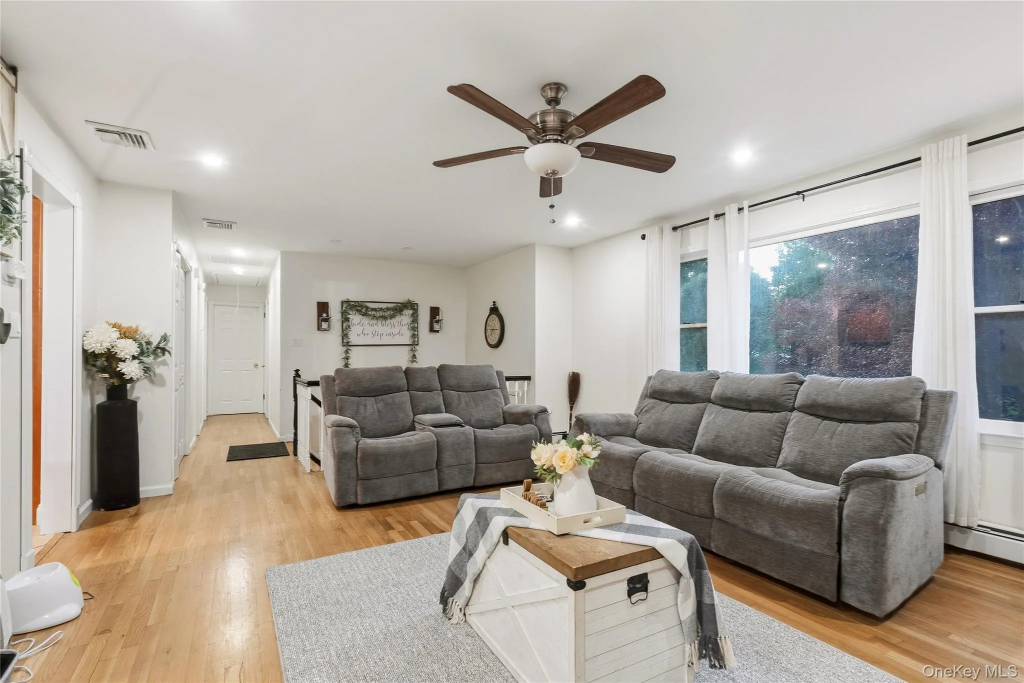 15 Guernsey Drive, New Windsor, NY, 4 Bedrooms Bedrooms, 9 Rooms Rooms,2 BathroomsBathrooms,Residential,For Rent,Guernsey,0,1038925 15 Guernsey Drive, New Windsor, NY, 4 Bedrooms Bedrooms, 9 Rooms Rooms,2 BathroomsBathrooms,Residential,For Rent,Guernsey,0,1038925