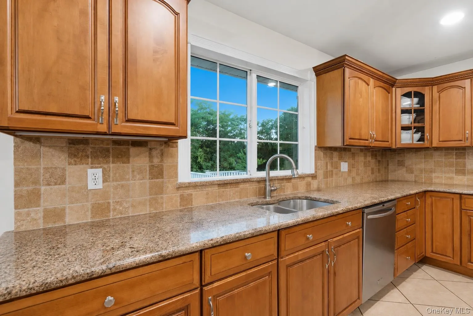 15 Guernsey Drive, New Windsor, NY, 4 Bedrooms Bedrooms, 9 Rooms Rooms,2 BathroomsBathrooms,Residential,For Rent,Guernsey,0,1038925 15 Guernsey Drive, New Windsor, NY, 4 Bedrooms Bedrooms, 9 Rooms Rooms,2 BathroomsBathrooms,Residential,For Rent,Guernsey,0,1038925