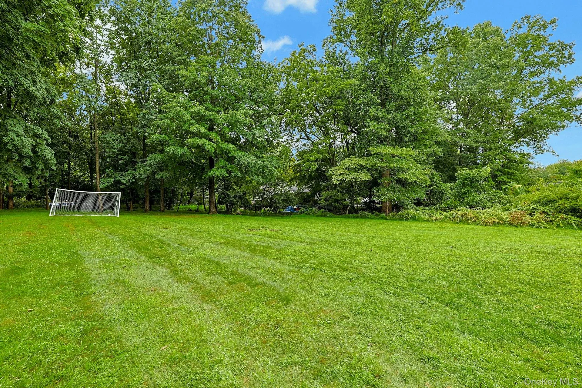 5 Prides Crossing, Clarkstown, NY, 4 Bedrooms Bedrooms, 9 Rooms Rooms,3 BathroomsBathrooms,Residential,For Rent,Prides,0,1038929 5 Prides Crossing, Clarkstown, NY, 4 Bedrooms Bedrooms, 9 Rooms Rooms,3 BathroomsBathrooms,Residential,For Rent,Prides,0,1038929
