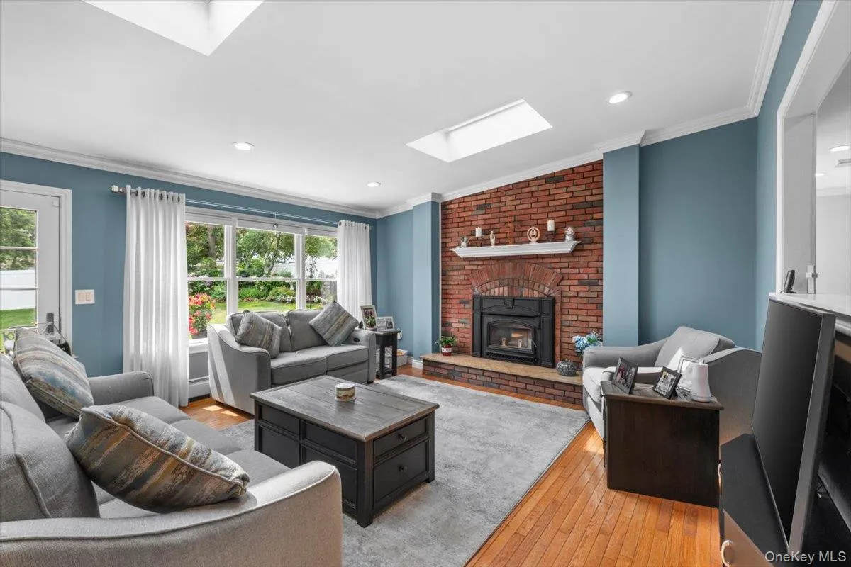 84 Stratler Drive, Brookhaven, NY, 4 Bedrooms Bedrooms, 7 Rooms Rooms,2 BathroomsBathrooms,Residential,For Rent,Stratler,0,1038933 84 Stratler Drive, Brookhaven, NY, 4 Bedrooms Bedrooms, 7 Rooms Rooms,2 BathroomsBathrooms,Residential,For Rent,Stratler,0,1038933