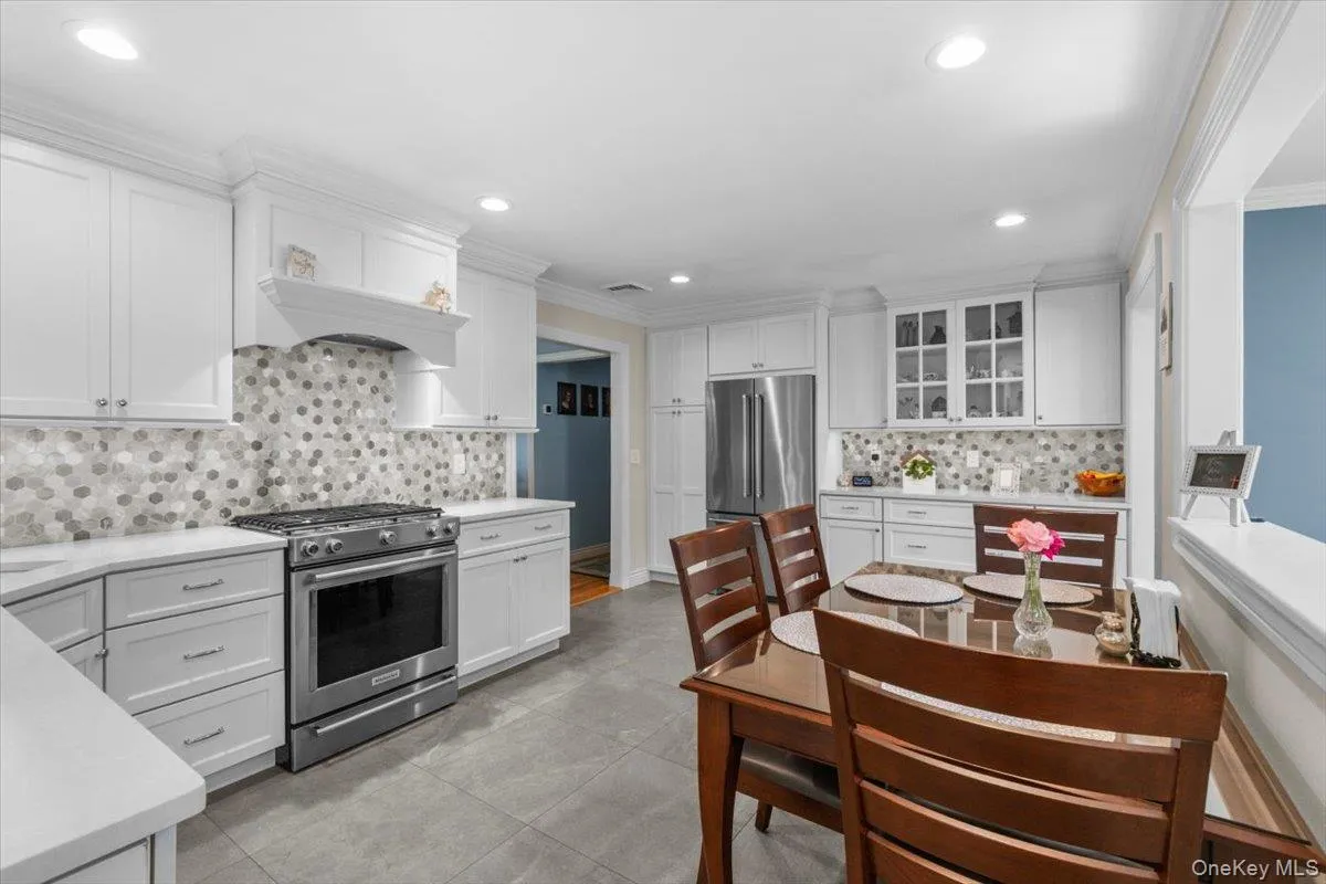 84 Stratler Drive, Brookhaven, NY, 4 Bedrooms Bedrooms, 7 Rooms Rooms,2 BathroomsBathrooms,Residential,For Rent,Stratler,0,1038933 84 Stratler Drive, Brookhaven, NY, 4 Bedrooms Bedrooms, 7 Rooms Rooms,2 BathroomsBathrooms,Residential,For Rent,Stratler,0,1038933