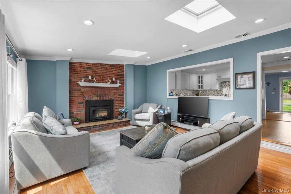 84 Stratler Drive, Brookhaven, NY, 4 Bedrooms Bedrooms, 7 Rooms Rooms,2 BathroomsBathrooms,Residential,For Rent,Stratler,0,1038933 84 Stratler Drive, Brookhaven, NY, 4 Bedrooms Bedrooms, 7 Rooms Rooms,2 BathroomsBathrooms,Residential,For Rent,Stratler,0,1038933