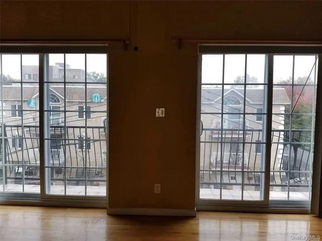 71-74 161st Street, New York, NY, 3 Bedrooms Bedrooms, 7 Rooms Rooms,2 BathroomsBathrooms,Residential Lease,For Rent,161st,0,1038934 71-74 161st Street, New York, NY, 3 Bedrooms Bedrooms, 7 Rooms Rooms,2 BathroomsBathrooms,Residential Lease,For Rent,161st,0,1038934