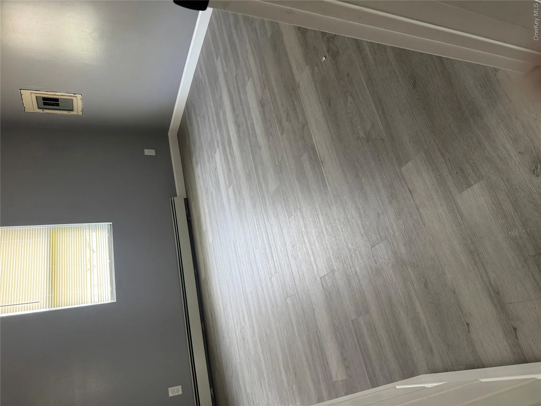 806 Bayview Avenue, Babylon, NY, 4 Bedrooms Bedrooms, 6 Rooms Rooms,1 BathroomBathrooms,Residential Lease,For Rent,Bayview,0,1038935 806 Bayview Avenue, Babylon, NY, 4 Bedrooms Bedrooms, 6 Rooms Rooms,1 BathroomBathrooms,Residential Lease,For Rent,Bayview,0,1038935