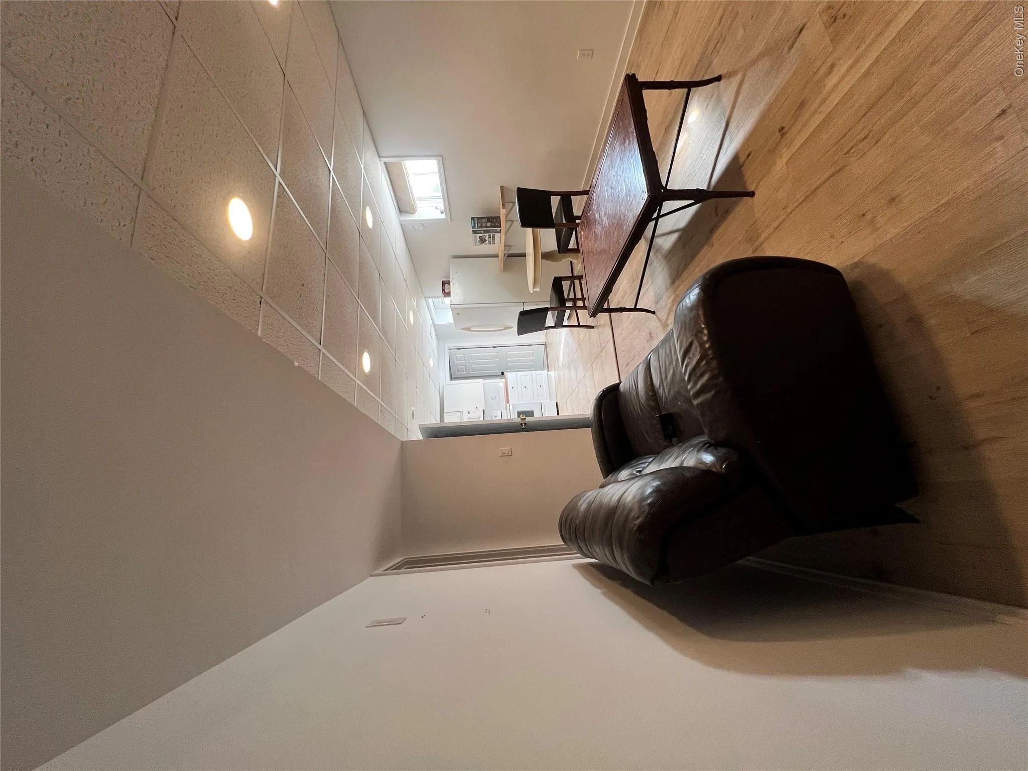 2 Box Tree, Southampton, NY, 4 Bedrooms Bedrooms, 14 Rooms Rooms,3 BathroomsBathrooms,Residential,For Rent,Box Tree,0,1038939 2 Box Tree, Southampton, NY, 4 Bedrooms Bedrooms, 14 Rooms Rooms,3 BathroomsBathrooms,Residential,For Rent,Box Tree,0,1038939