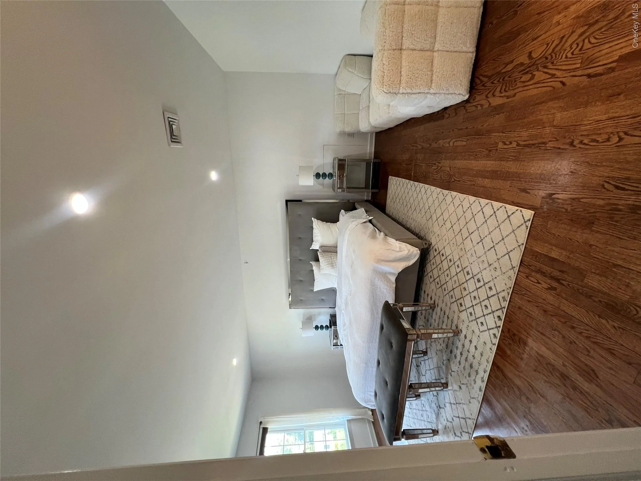2 Box Tree, Southampton, NY, 4 Bedrooms Bedrooms, 14 Rooms Rooms,3 BathroomsBathrooms,Residential,For Rent,Box Tree,0,1038939 2 Box Tree, Southampton, NY, 4 Bedrooms Bedrooms, 14 Rooms Rooms,3 BathroomsBathrooms,Residential,For Rent,Box Tree,0,1038939