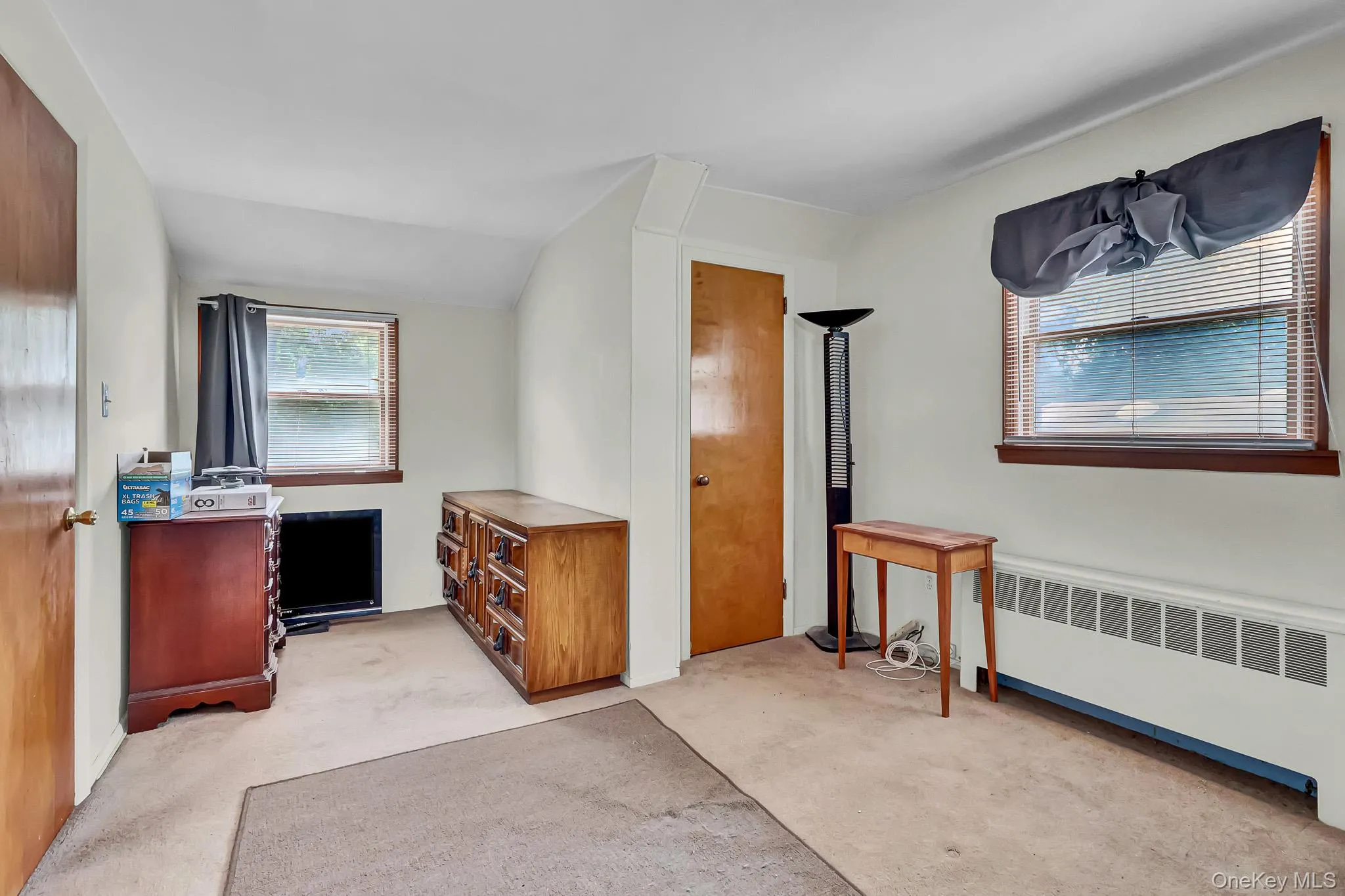 127 Decker Avenue, Hempstead, NY, 3 Bedrooms Bedrooms, 8 Rooms Rooms,2 BathroomsBathrooms,Residential,For Rent,Decker,0,1038942 127 Decker Avenue, Hempstead, NY, 3 Bedrooms Bedrooms, 8 Rooms Rooms,2 BathroomsBathrooms,Residential,For Rent,Decker,0,1038942