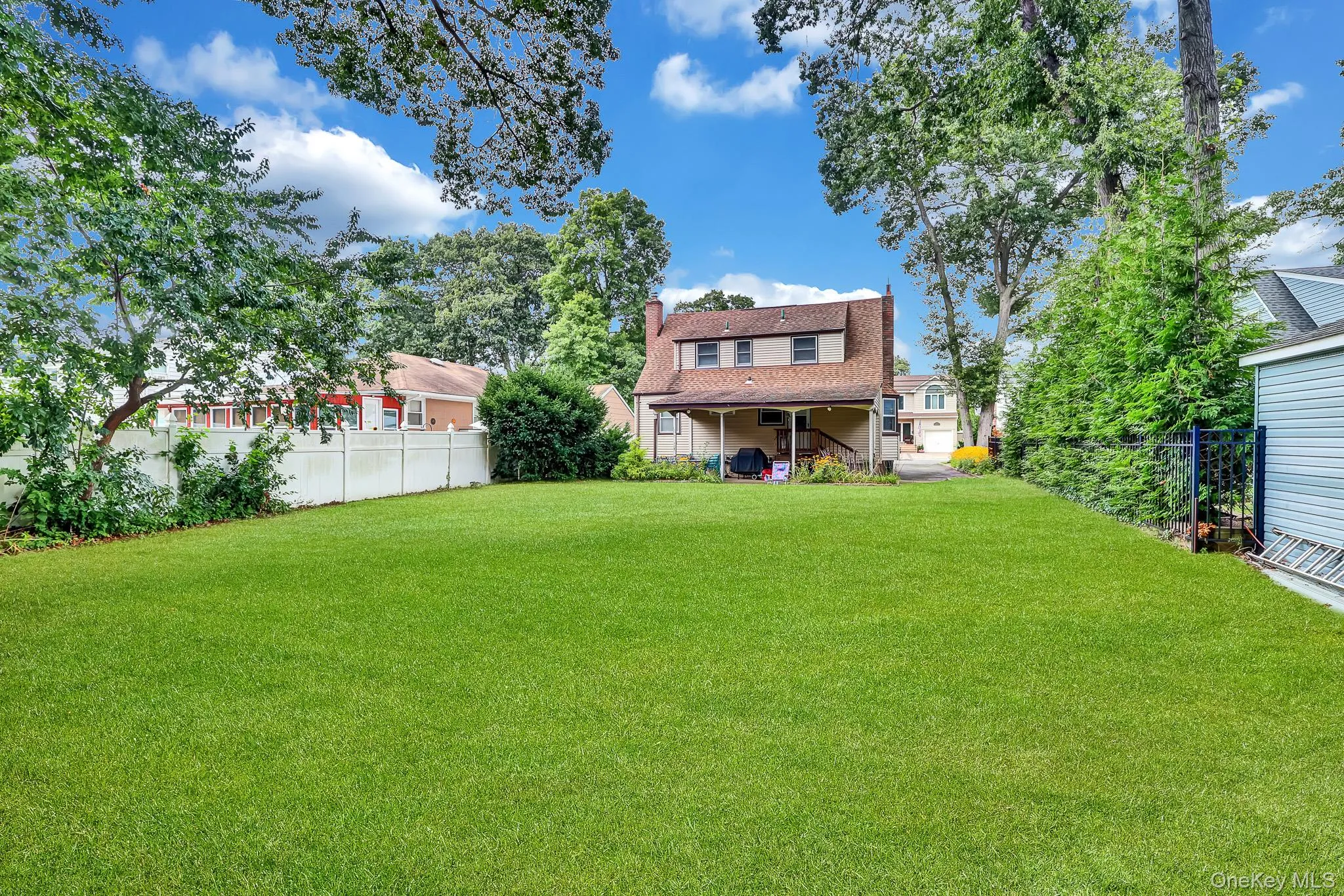 127 Decker Avenue, Hempstead, NY, 3 Bedrooms Bedrooms, 8 Rooms Rooms,2 BathroomsBathrooms,Residential,For Rent,Decker,0,1038942 127 Decker Avenue, Hempstead, NY, 3 Bedrooms Bedrooms, 8 Rooms Rooms,2 BathroomsBathrooms,Residential,For Rent,Decker,0,1038942