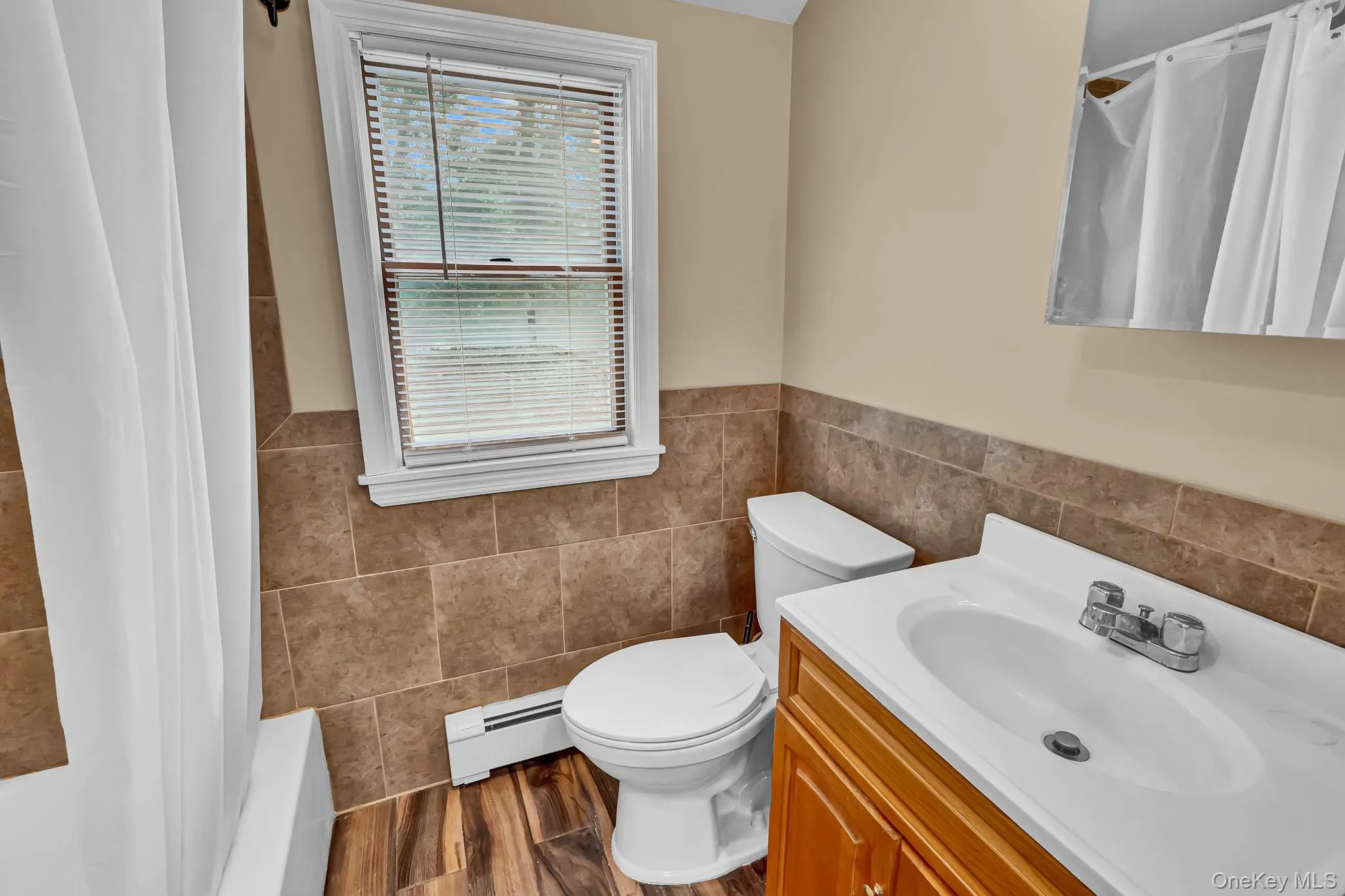 127 Decker Avenue, Hempstead, NY, 3 Bedrooms Bedrooms, 8 Rooms Rooms,2 BathroomsBathrooms,Residential,For Rent,Decker,0,1038942 127 Decker Avenue, Hempstead, NY, 3 Bedrooms Bedrooms, 8 Rooms Rooms,2 BathroomsBathrooms,Residential,For Rent,Decker,0,1038942