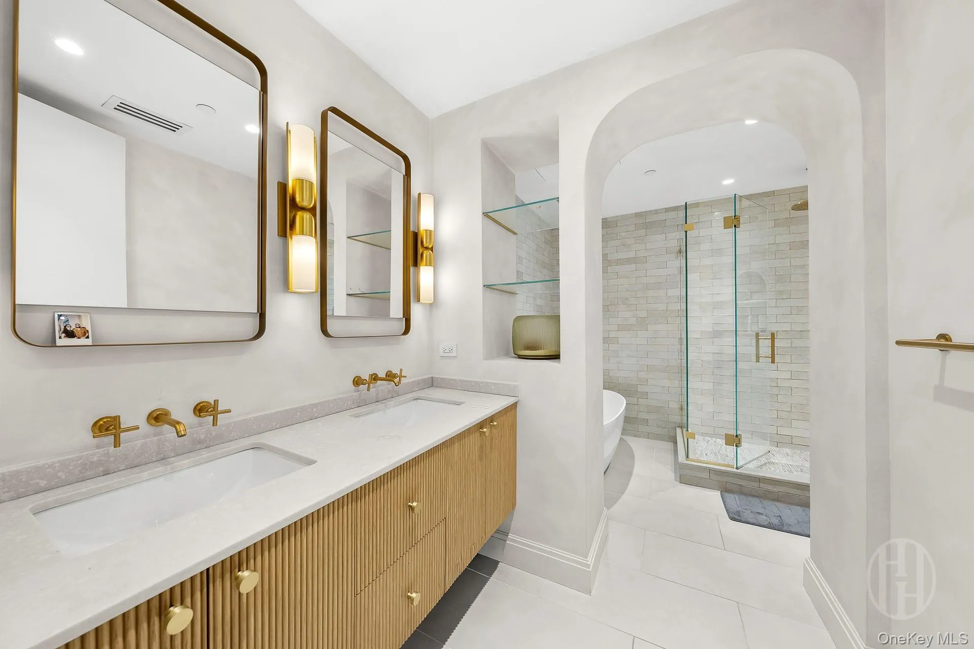 24 West 30th Street, New York, NY, 1 Bedroom Bedrooms, 4 Rooms Rooms,1 BathroomBathrooms,Residential,For Rent,30th Street,0,1038944 24 West 30th Street, New York, NY, 1 Bedroom Bedrooms, 4 Rooms Rooms,1 BathroomBathrooms,Residential,For Rent,30th Street,0,1038944
