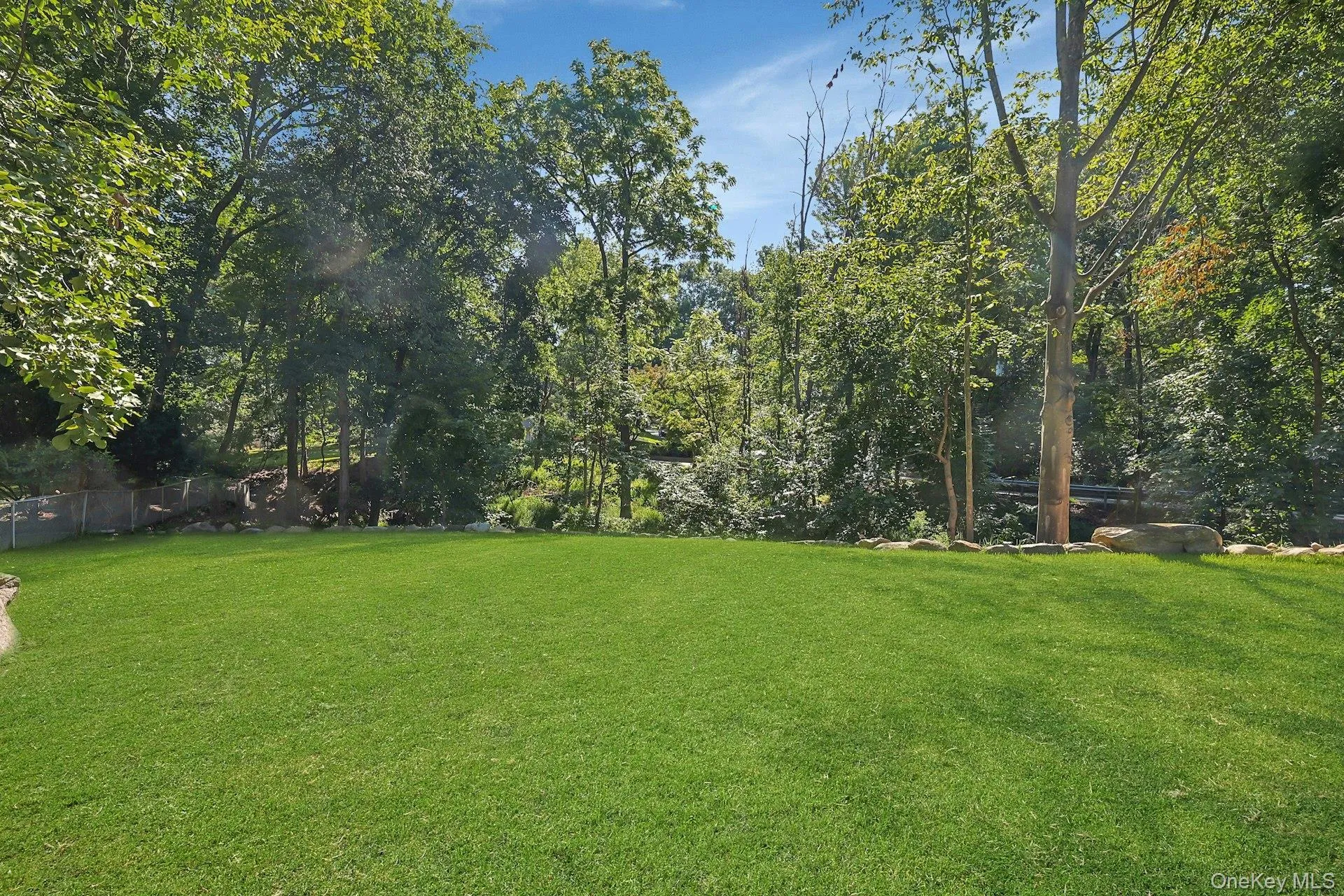 556 Babbling Brook Lane, Clarkstown, NY, 4 Bedrooms Bedrooms, 8 Rooms Rooms,3 BathroomsBathrooms,Residential,For Rent,Babbling Brook,0,1038946 556 Babbling Brook Lane, Clarkstown, NY, 4 Bedrooms Bedrooms, 8 Rooms Rooms,3 BathroomsBathrooms,Residential,For Rent,Babbling Brook,0,1038946