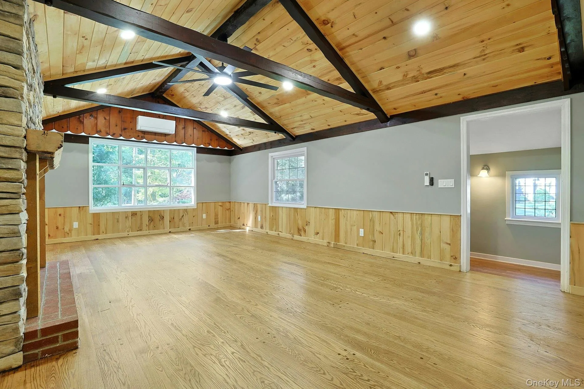 556 Babbling Brook Lane, Clarkstown, NY, 4 Bedrooms Bedrooms, 8 Rooms Rooms,3 BathroomsBathrooms,Residential,For Rent,Babbling Brook,0,1038946 556 Babbling Brook Lane, Clarkstown, NY, 4 Bedrooms Bedrooms, 8 Rooms Rooms,3 BathroomsBathrooms,Residential,For Rent,Babbling Brook,0,1038946