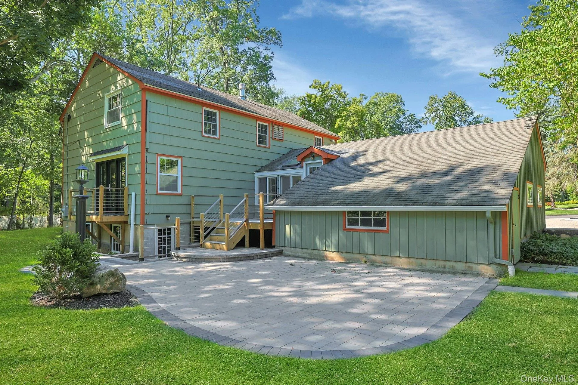556 Babbling Brook Lane, Clarkstown, NY, 4 Bedrooms Bedrooms, 8 Rooms Rooms,3 BathroomsBathrooms,Residential,For Rent,Babbling Brook,0,1038946 556 Babbling Brook Lane, Clarkstown, NY, 4 Bedrooms Bedrooms, 8 Rooms Rooms,3 BathroomsBathrooms,Residential,For Rent,Babbling Brook,0,1038946