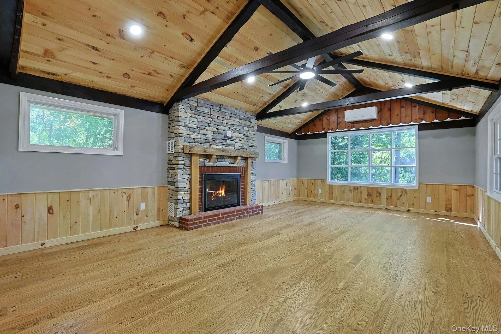 556 Babbling Brook Lane, Clarkstown, NY, 4 Bedrooms Bedrooms, 8 Rooms Rooms,3 BathroomsBathrooms,Residential,For Rent,Babbling Brook,0,1038946 556 Babbling Brook Lane, Clarkstown, NY, 4 Bedrooms Bedrooms, 8 Rooms Rooms,3 BathroomsBathrooms,Residential,For Rent,Babbling Brook,0,1038946