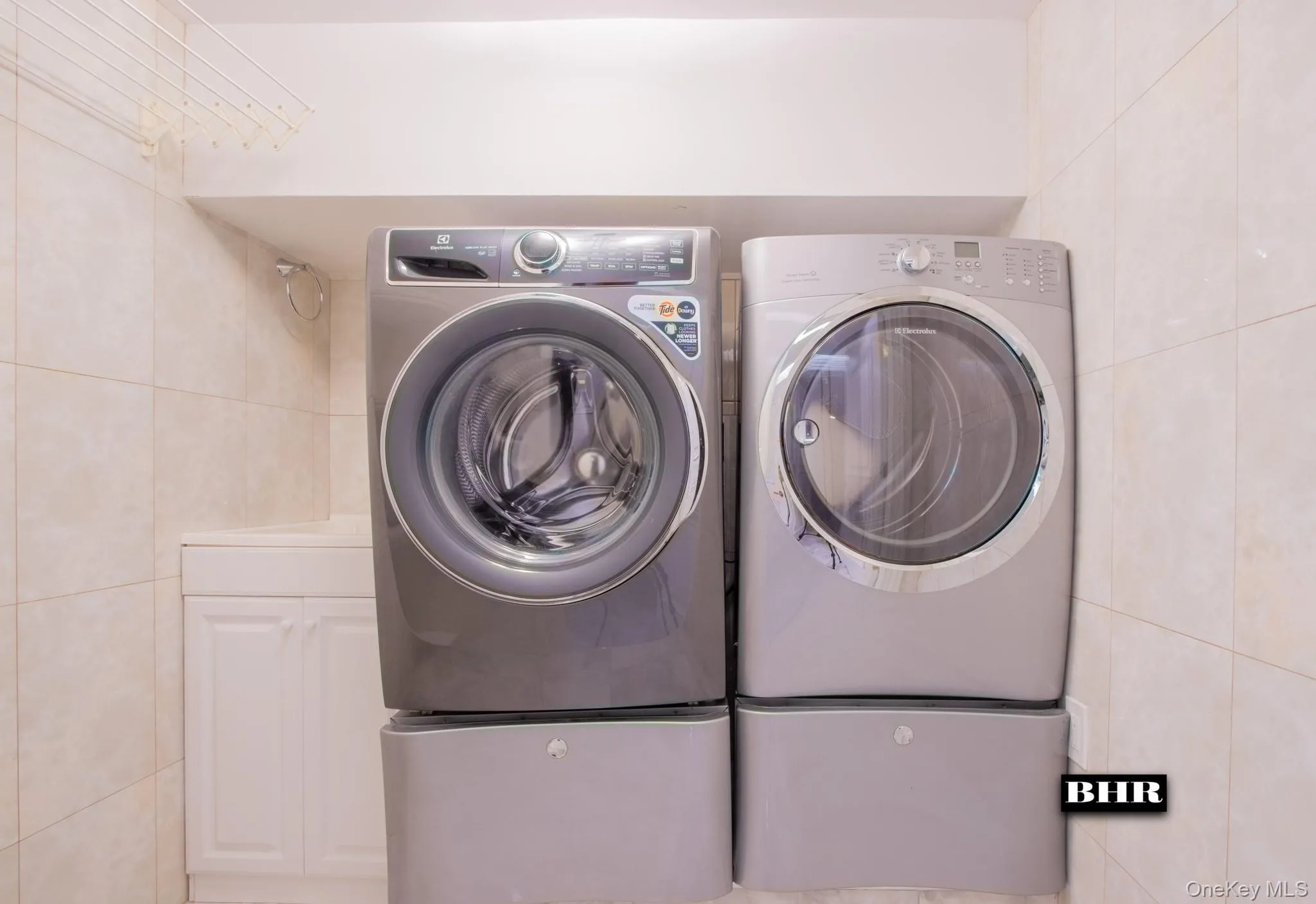 4094 Ocean Avenue, New York, NY, 5 Bedrooms Bedrooms, 8 Rooms Rooms,4 BathroomsBathrooms,Residential,For Rent,Ocean,0,1038947 4094 Ocean Avenue, New York, NY, 5 Bedrooms Bedrooms, 8 Rooms Rooms,4 BathroomsBathrooms,Residential,For Rent,Ocean,0,1038947