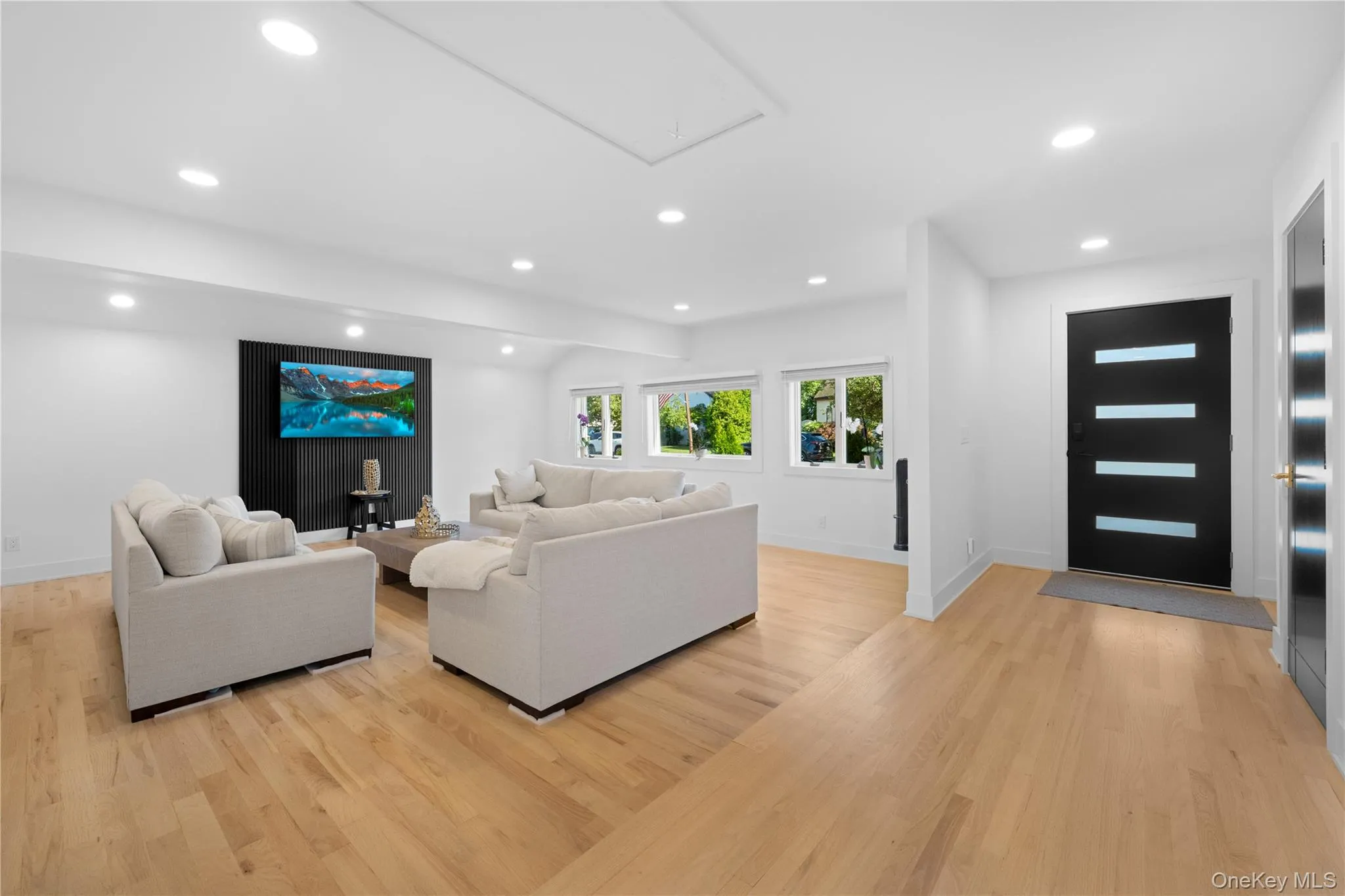 7 Tyrconnell Avenue, Oyster Bay, NY, 4 Bedrooms Bedrooms, 6 Rooms Rooms,2 BathroomsBathrooms,Residential,For Rent,Tyrconnell,0,1038950 7 Tyrconnell Avenue, Oyster Bay, NY, 4 Bedrooms Bedrooms, 6 Rooms Rooms,2 BathroomsBathrooms,Residential,For Rent,Tyrconnell,0,1038950