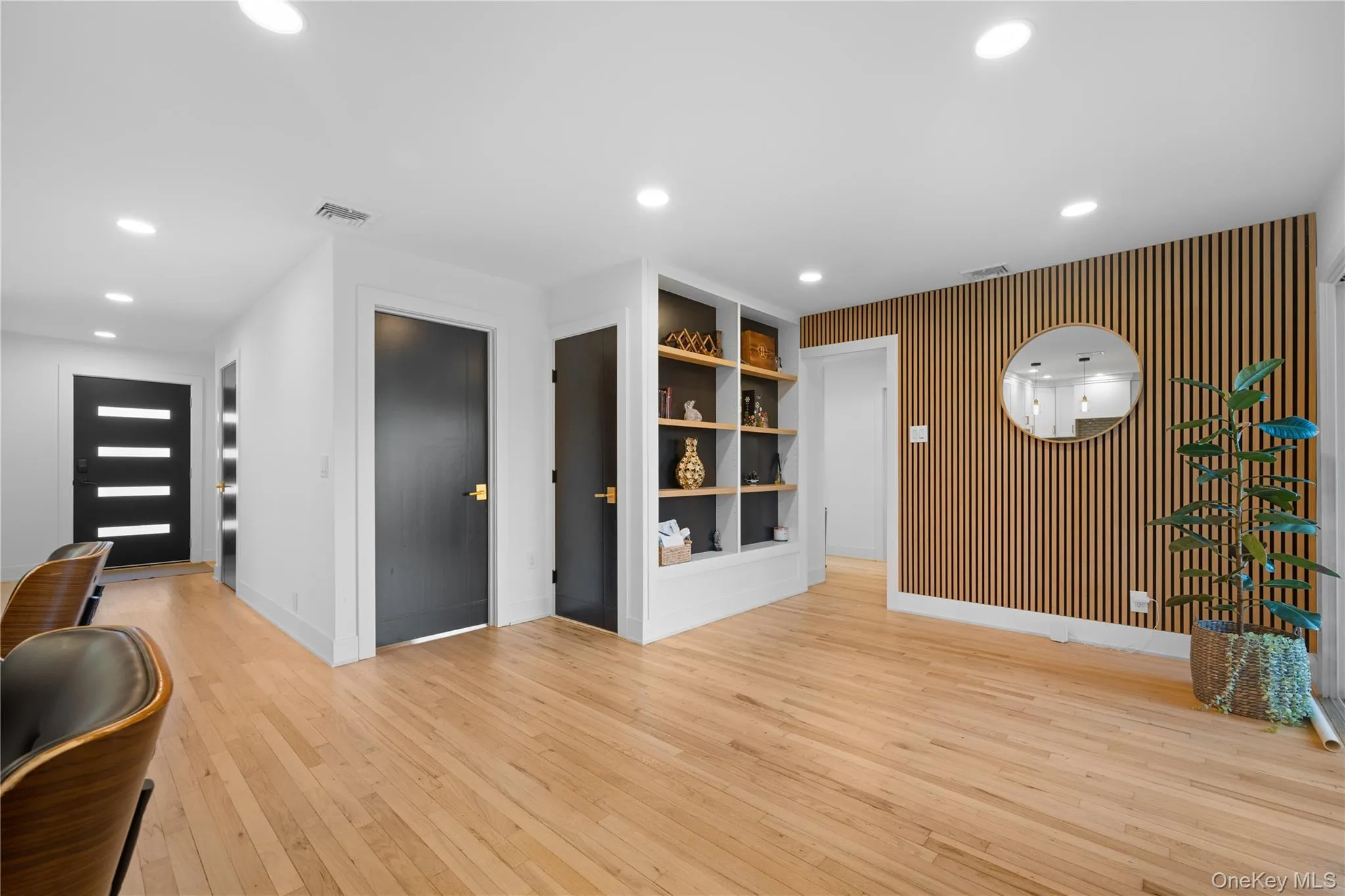 7 Tyrconnell Avenue, Oyster Bay, NY, 4 Bedrooms Bedrooms, 6 Rooms Rooms,2 BathroomsBathrooms,Residential,For Rent,Tyrconnell,0,1038950 7 Tyrconnell Avenue, Oyster Bay, NY, 4 Bedrooms Bedrooms, 6 Rooms Rooms,2 BathroomsBathrooms,Residential,For Rent,Tyrconnell,0,1038950