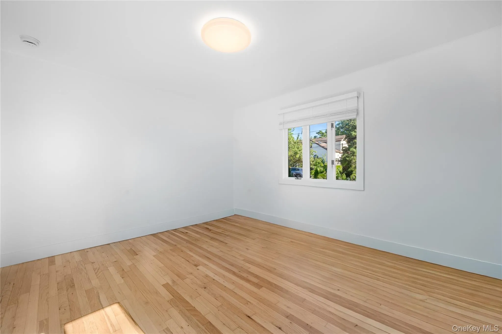 7 Tyrconnell Avenue, Oyster Bay, NY, 4 Bedrooms Bedrooms, 6 Rooms Rooms,2 BathroomsBathrooms,Residential,For Rent,Tyrconnell,0,1038950 7 Tyrconnell Avenue, Oyster Bay, NY, 4 Bedrooms Bedrooms, 6 Rooms Rooms,2 BathroomsBathrooms,Residential,For Rent,Tyrconnell,0,1038950