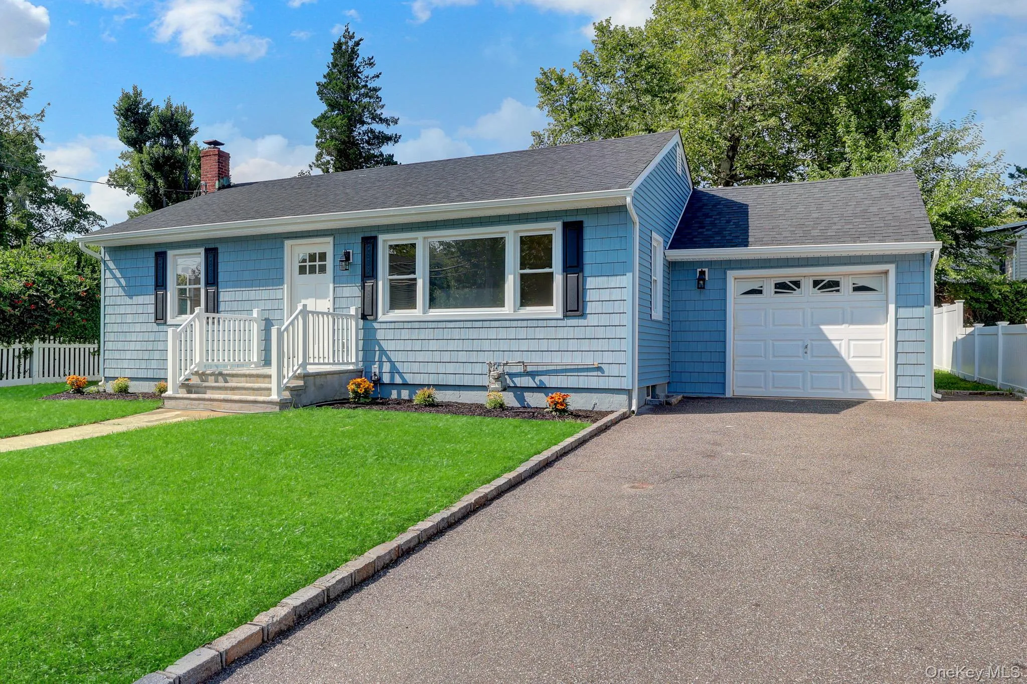 71 Valentine Avenue, Glen Cove, NY, 2 Bedrooms Bedrooms, 5 Rooms Rooms,1 BathroomBathrooms,Residential,For Rent,Valentine,0,1038951 71 Valentine Avenue, Glen Cove, NY, 2 Bedrooms Bedrooms, 5 Rooms Rooms,1 BathroomBathrooms,Residential,For Rent,Valentine,0,1038951