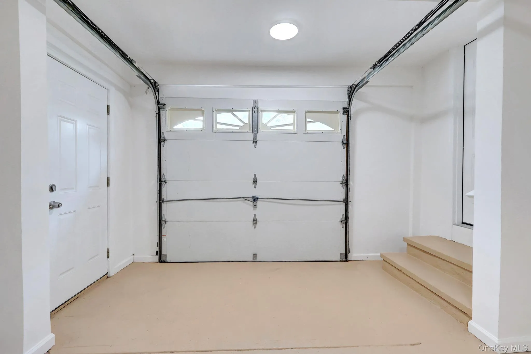 71 Valentine Avenue, Glen Cove, NY, 2 Bedrooms Bedrooms, 5 Rooms Rooms,1 BathroomBathrooms,Residential,For Rent,Valentine,0,1038951 71 Valentine Avenue, Glen Cove, NY, 2 Bedrooms Bedrooms, 5 Rooms Rooms,1 BathroomBathrooms,Residential,For Rent,Valentine,0,1038951