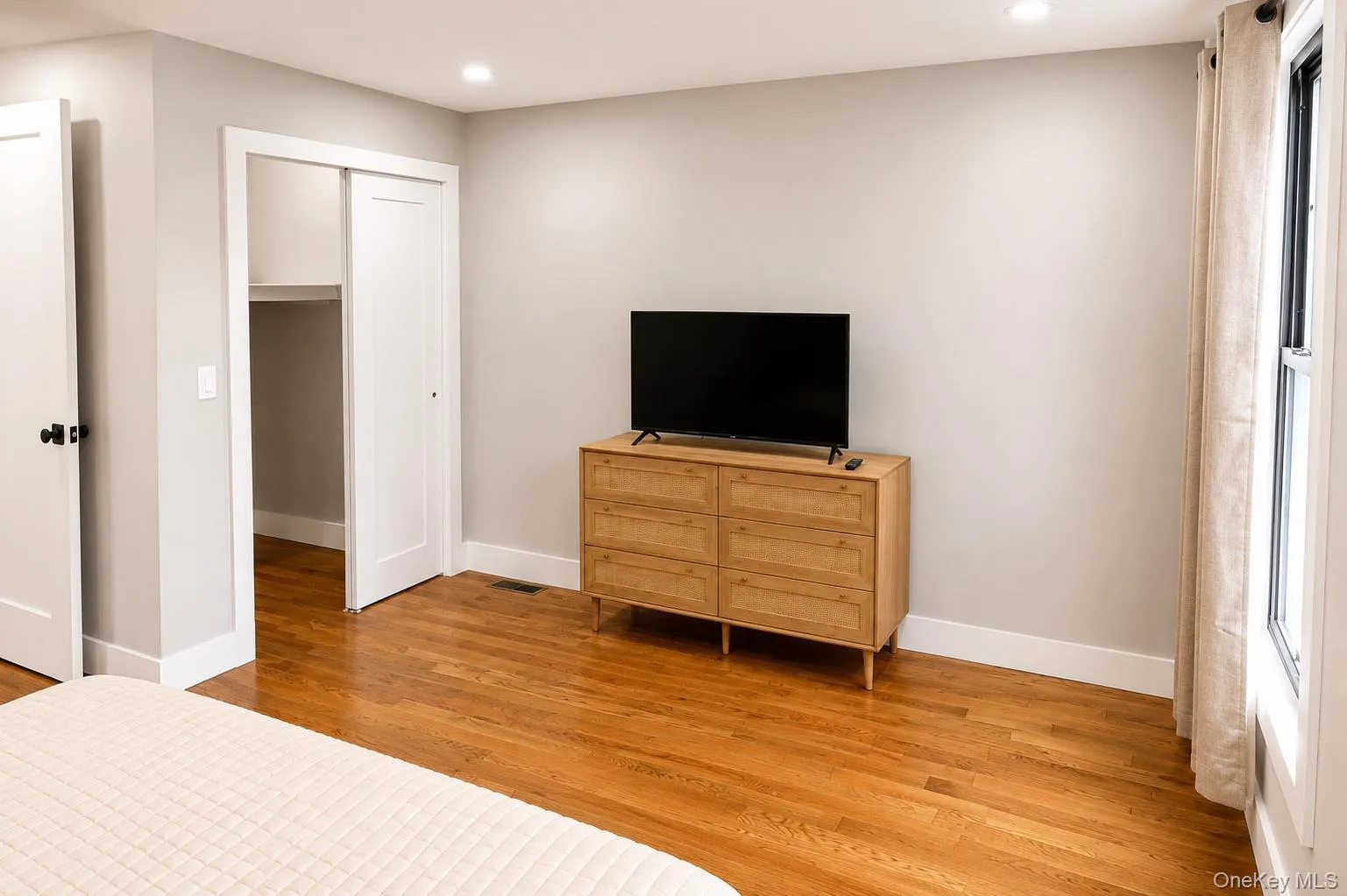 465 143rd Street, New York, NY, 3 Bedrooms Bedrooms, 6 Rooms Rooms,3 BathroomsBathrooms,Residential Lease,For Rent,143rd,0,1038954 465 143rd Street, New York, NY, 3 Bedrooms Bedrooms, 6 Rooms Rooms,3 BathroomsBathrooms,Residential Lease,For Rent,143rd,0,1038954