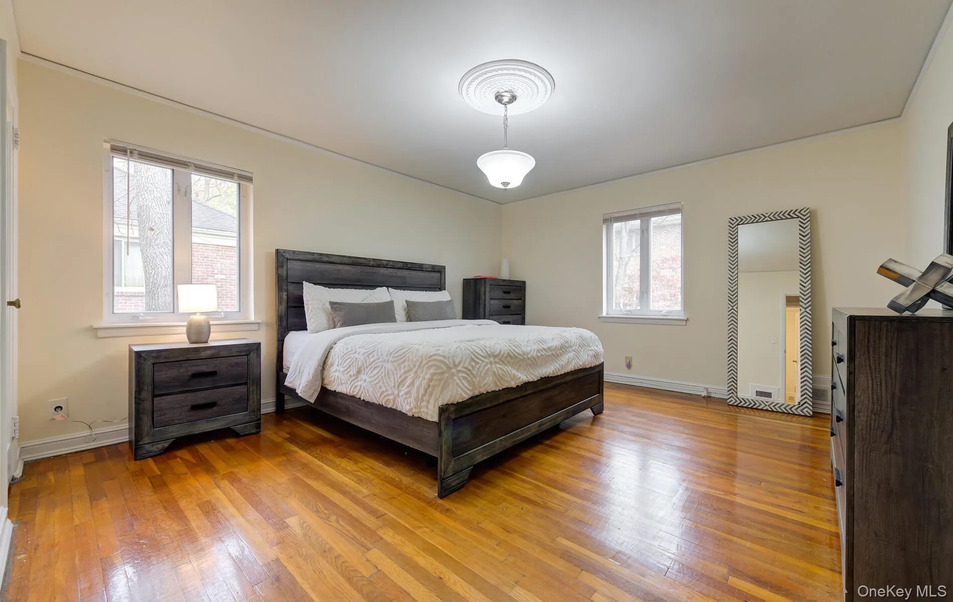 9 Wimbleton Lane, North Hempstead, NY, 3 Bedrooms Bedrooms, 7 Rooms Rooms,2 BathroomsBathrooms,Residential,For Rent,Wimbleton,0,1038963 9 Wimbleton Lane, North Hempstead, NY, 3 Bedrooms Bedrooms, 7 Rooms Rooms,2 BathroomsBathrooms,Residential,For Rent,Wimbleton,0,1038963
