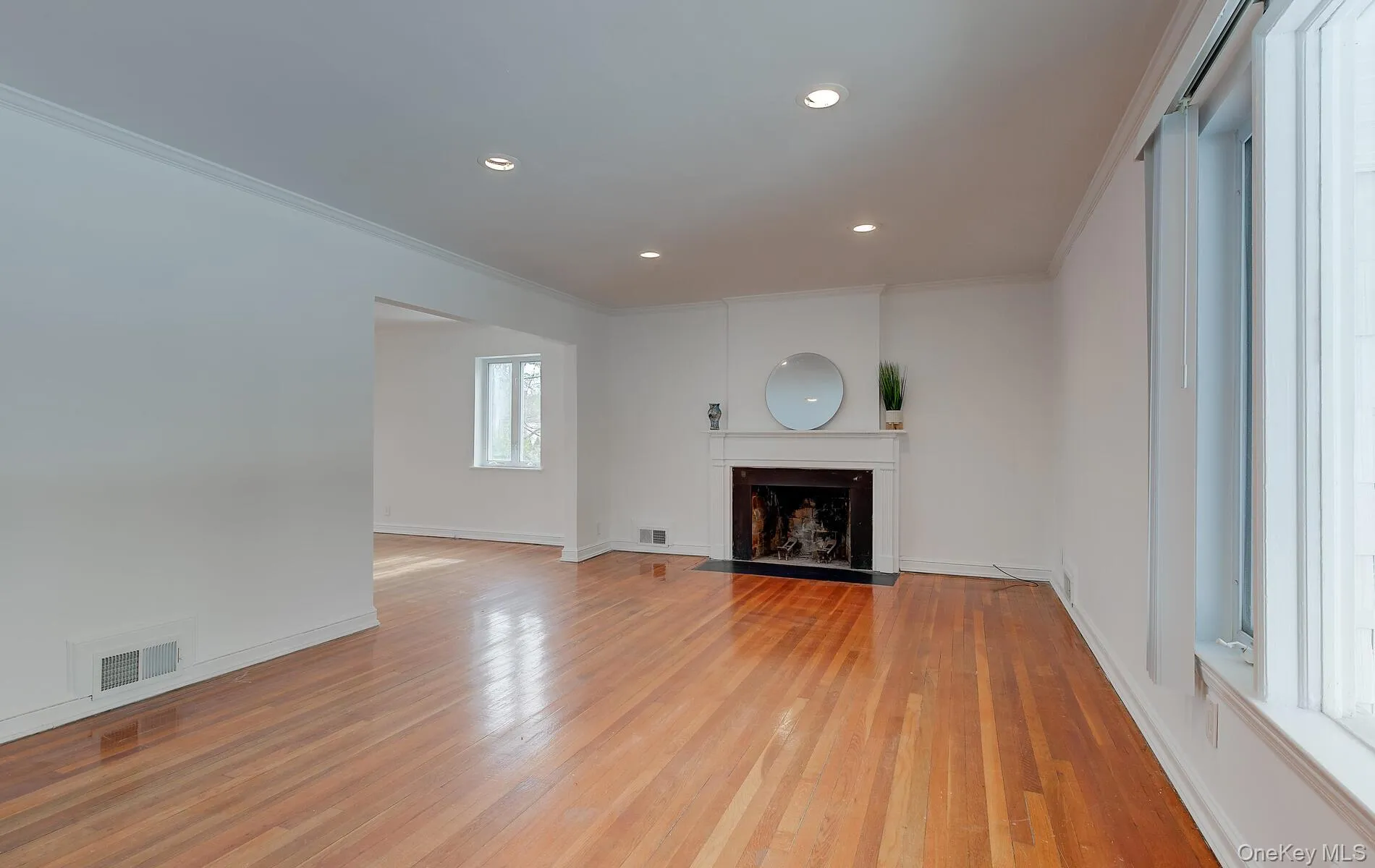 9 Wimbleton Lane, North Hempstead, NY, 3 Bedrooms Bedrooms, 7 Rooms Rooms,2 BathroomsBathrooms,Residential,For Rent,Wimbleton,0,1038963 9 Wimbleton Lane, North Hempstead, NY, 3 Bedrooms Bedrooms, 7 Rooms Rooms,2 BathroomsBathrooms,Residential,For Rent,Wimbleton,0,1038963