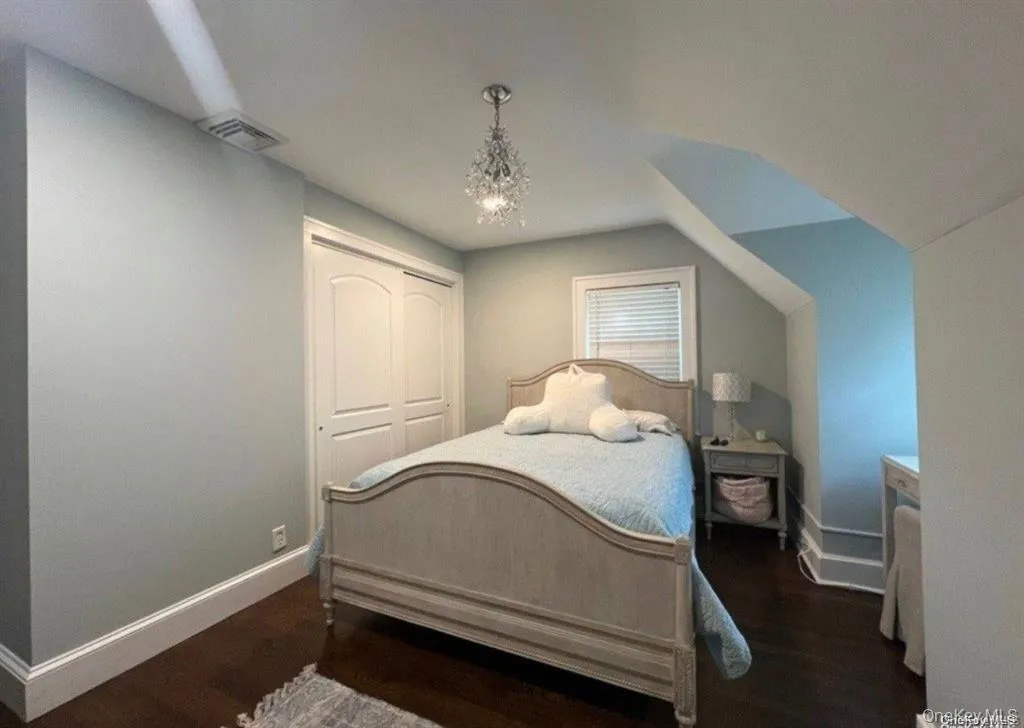 73 Abbott Drive, Huntington, NY, 3 Bedrooms Bedrooms, 8 Rooms Rooms,2 BathroomsBathrooms,Residential Lease,For Rent,Abbott,0,1038964 73 Abbott Drive, Huntington, NY, 3 Bedrooms Bedrooms, 8 Rooms Rooms,2 BathroomsBathrooms,Residential Lease,For Rent,Abbott,0,1038964
