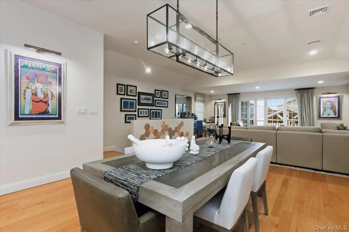 97 Wisconsin Street, Long Beach, NY, 3 Bedrooms Bedrooms, 9 Rooms Rooms,2 BathroomsBathrooms,Residential,For Rent,Wisconsin,0,1038966 97 Wisconsin Street, Long Beach, NY, 3 Bedrooms Bedrooms, 9 Rooms Rooms,2 BathroomsBathrooms,Residential,For Rent,Wisconsin,0,1038966