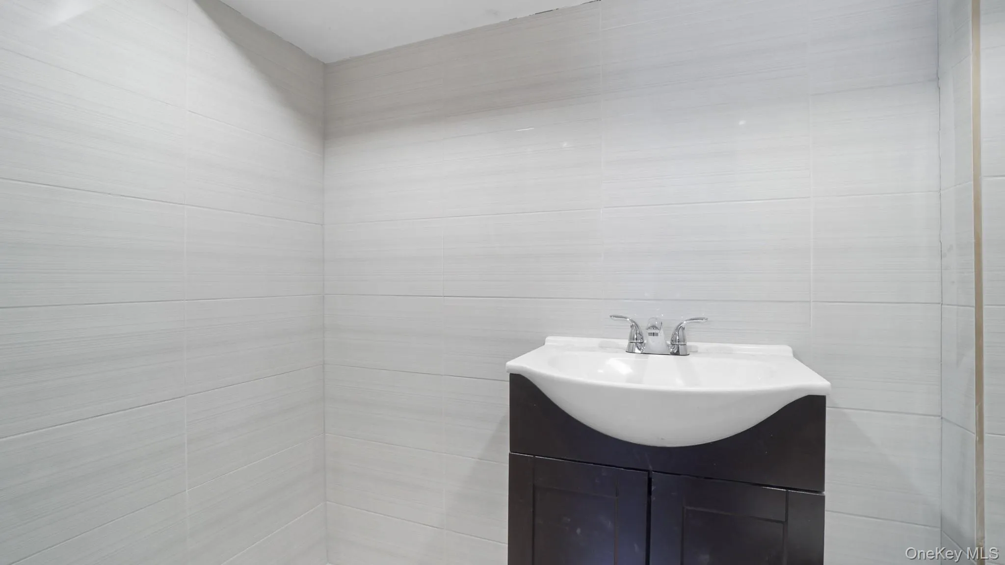 190-13 109th Road, New York, NY, 6 Bedrooms Bedrooms, 12 Rooms Rooms,3 BathroomsBathrooms,Residential,For Rent,109th,0,1038970 190-13 109th Road, New York, NY, 6 Bedrooms Bedrooms, 12 Rooms Rooms,3 BathroomsBathrooms,Residential,For Rent,109th,0,1038970