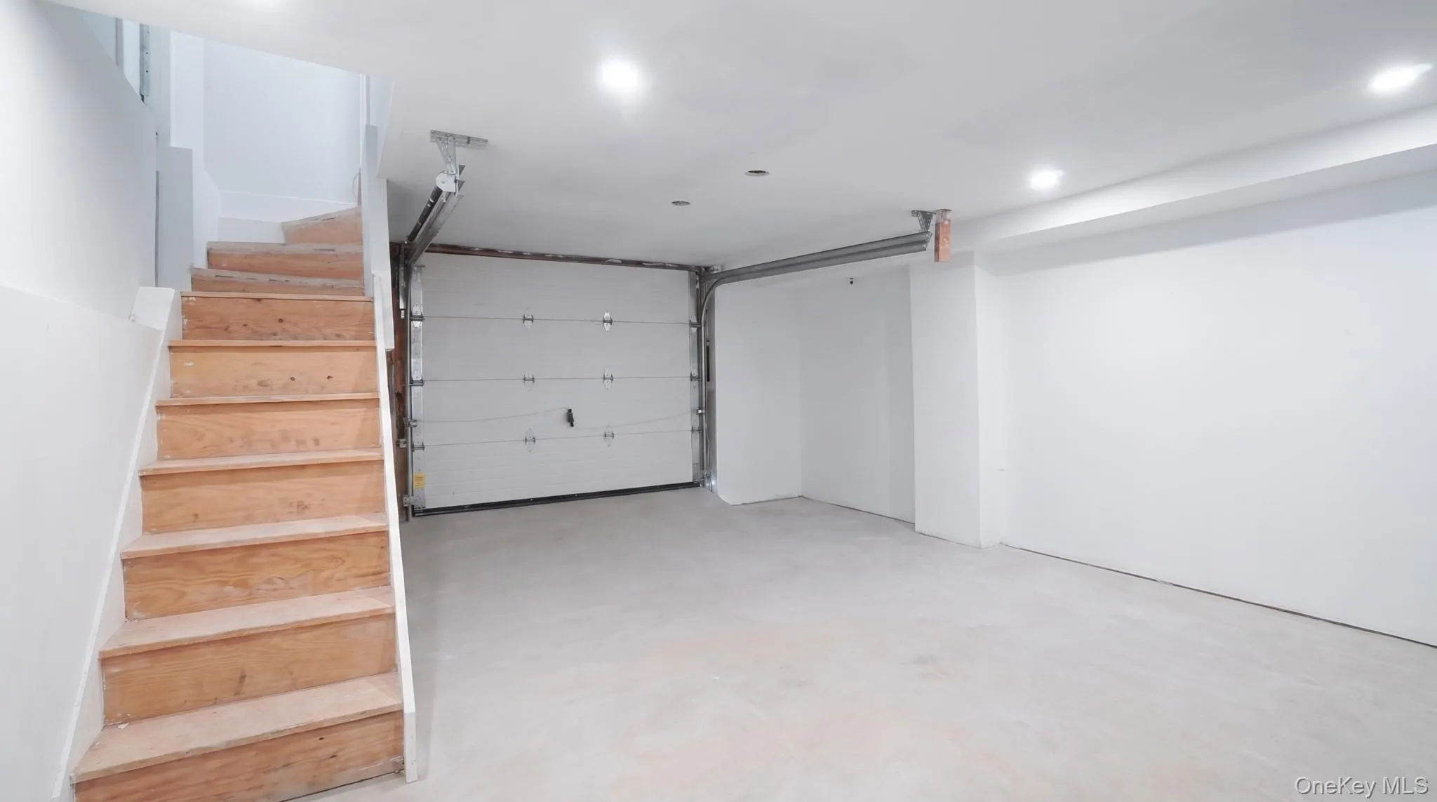 190-13 109th Road, New York, NY, 6 Bedrooms Bedrooms, 12 Rooms Rooms,3 BathroomsBathrooms,Residential,For Rent,109th,0,1038970 190-13 109th Road, New York, NY, 6 Bedrooms Bedrooms, 12 Rooms Rooms,3 BathroomsBathrooms,Residential,For Rent,109th,0,1038970