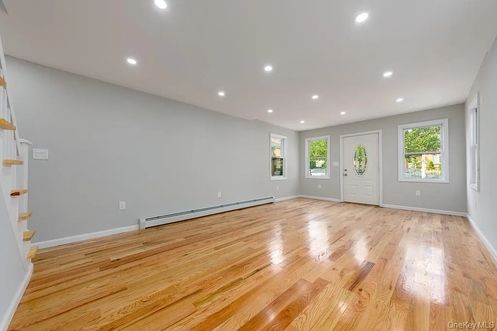 12313 144th Street, New York, NY, 2 Bedrooms Bedrooms, 4 Rooms Rooms,2 BathroomsBathrooms,Residential,For Rent,144th,0,1038971 12313 144th Street, New York, NY, 2 Bedrooms Bedrooms, 4 Rooms Rooms,2 BathroomsBathrooms,Residential,For Rent,144th,0,1038971