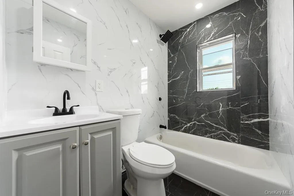 12313 144th Street, New York, NY, 2 Bedrooms Bedrooms, 4 Rooms Rooms,2 BathroomsBathrooms,Residential,For Rent,144th,0,1038971 12313 144th Street, New York, NY, 2 Bedrooms Bedrooms, 4 Rooms Rooms,2 BathroomsBathrooms,Residential,For Rent,144th,0,1038971